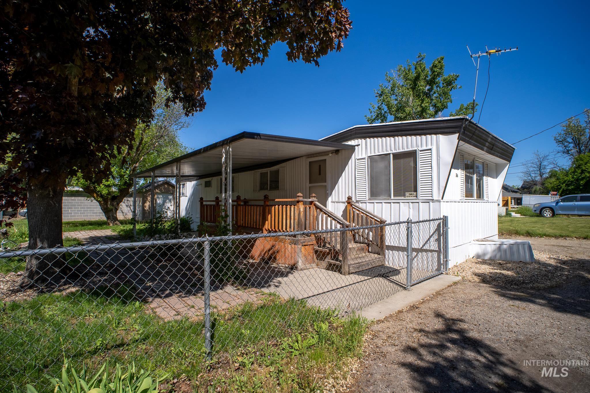 3037 N Kimball St Unit: 34