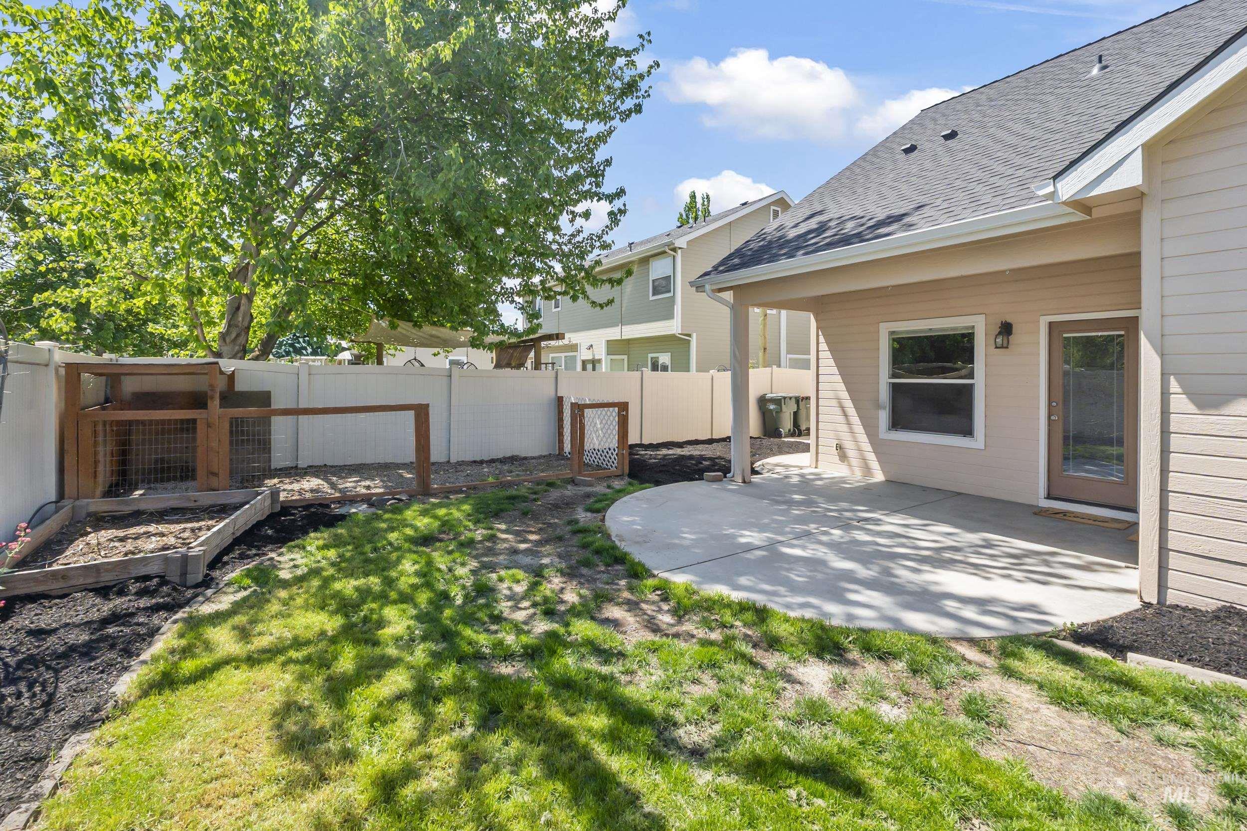 5356 N Schumann Ave