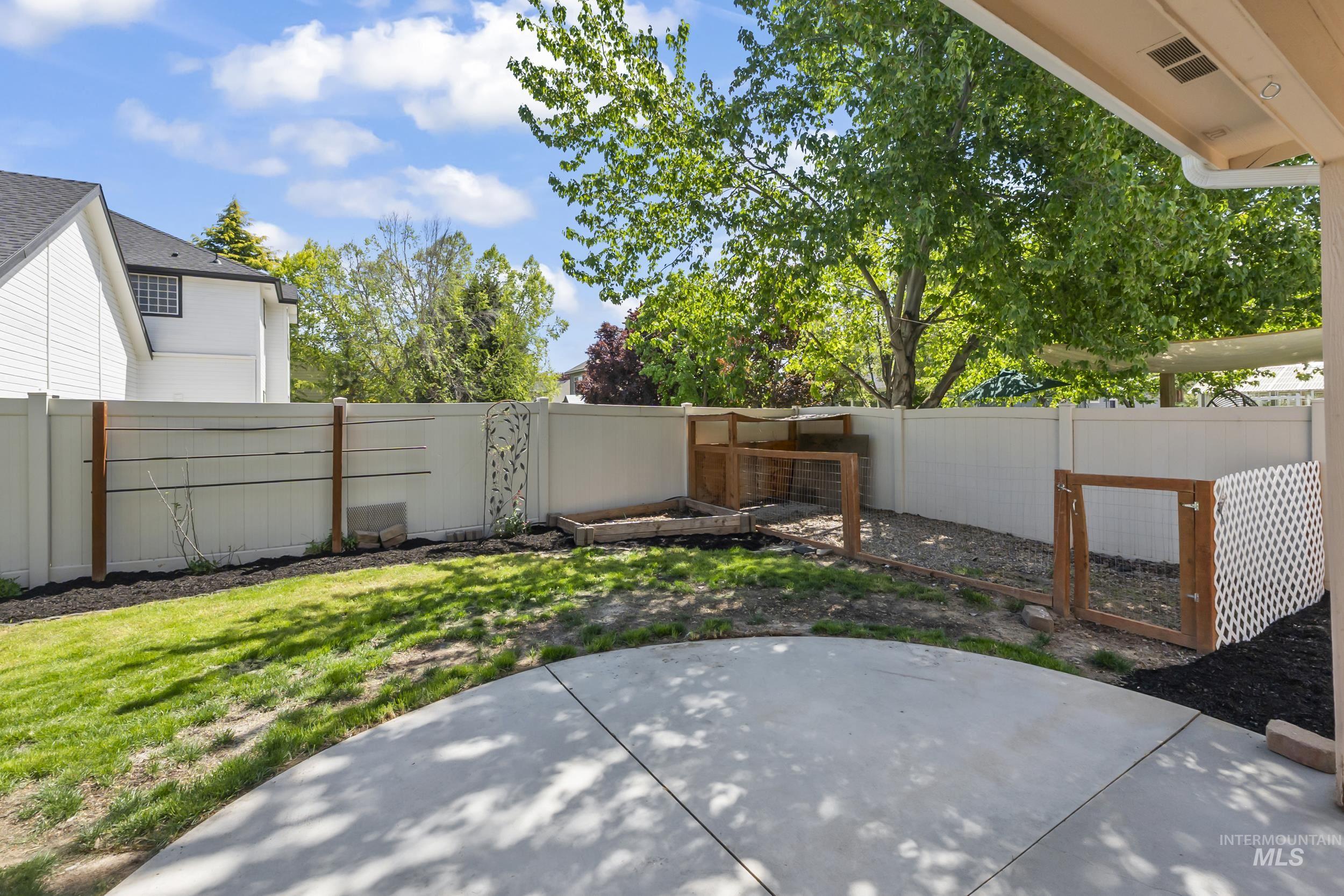 5356 N Schumann Ave