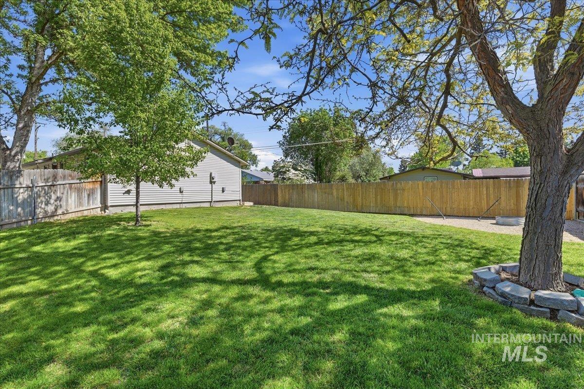 1809 W Malad Lane