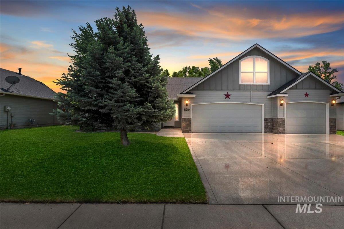 11719 W Blake Dr
