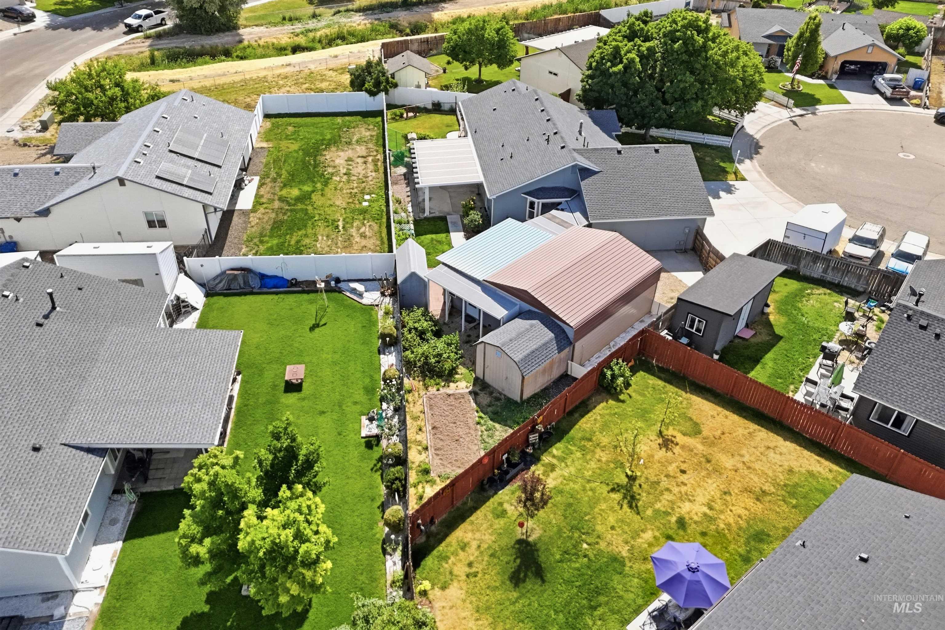 414 Meadowbrook Place