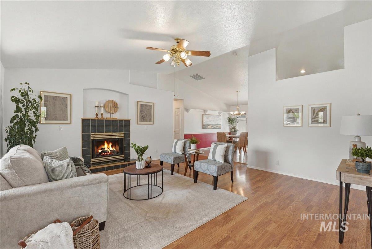 414 Meadowbrook Place