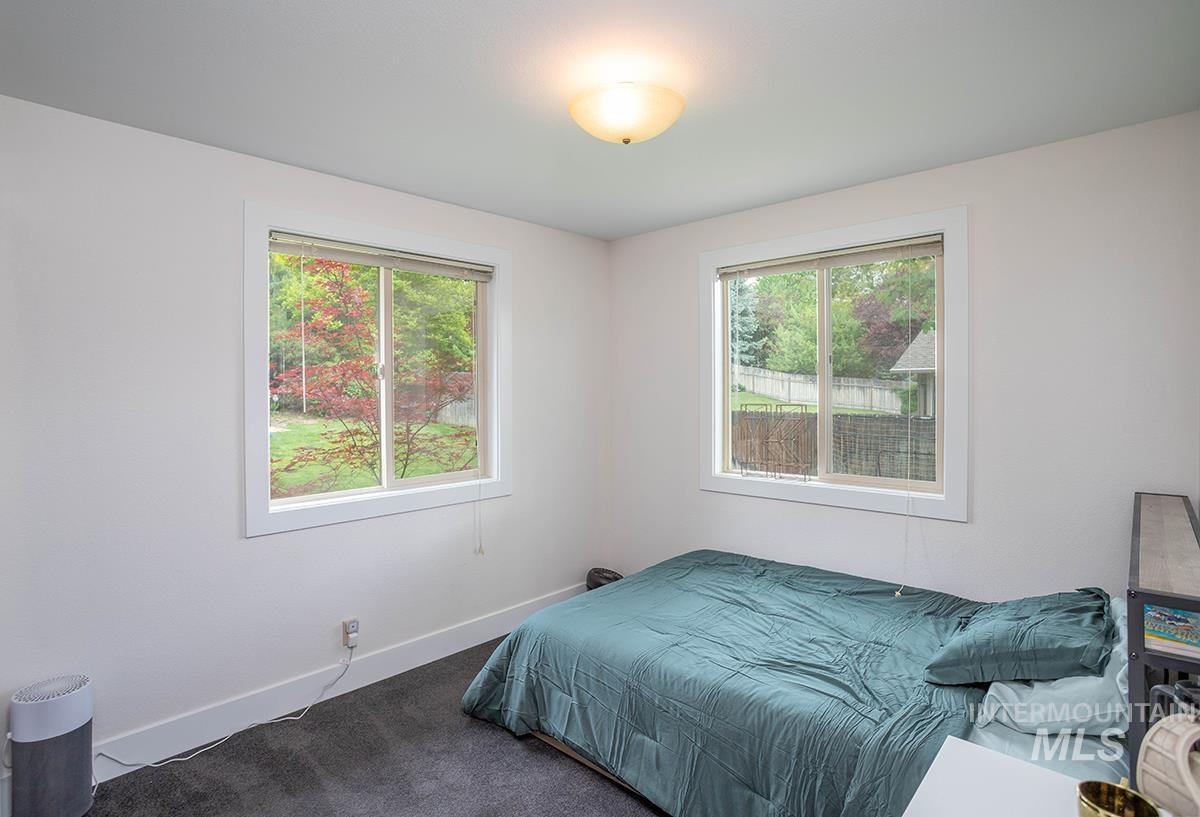 398 Mango Dr
