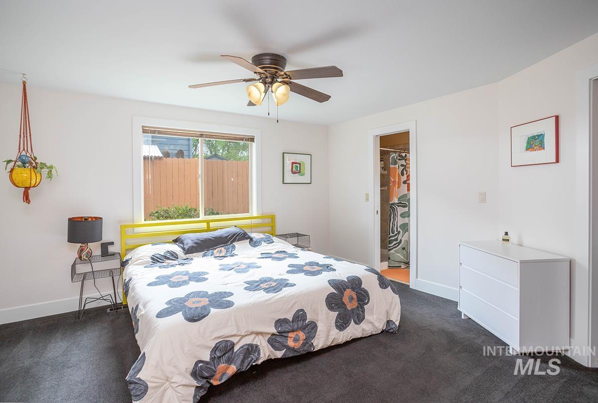 398 Mango Dr