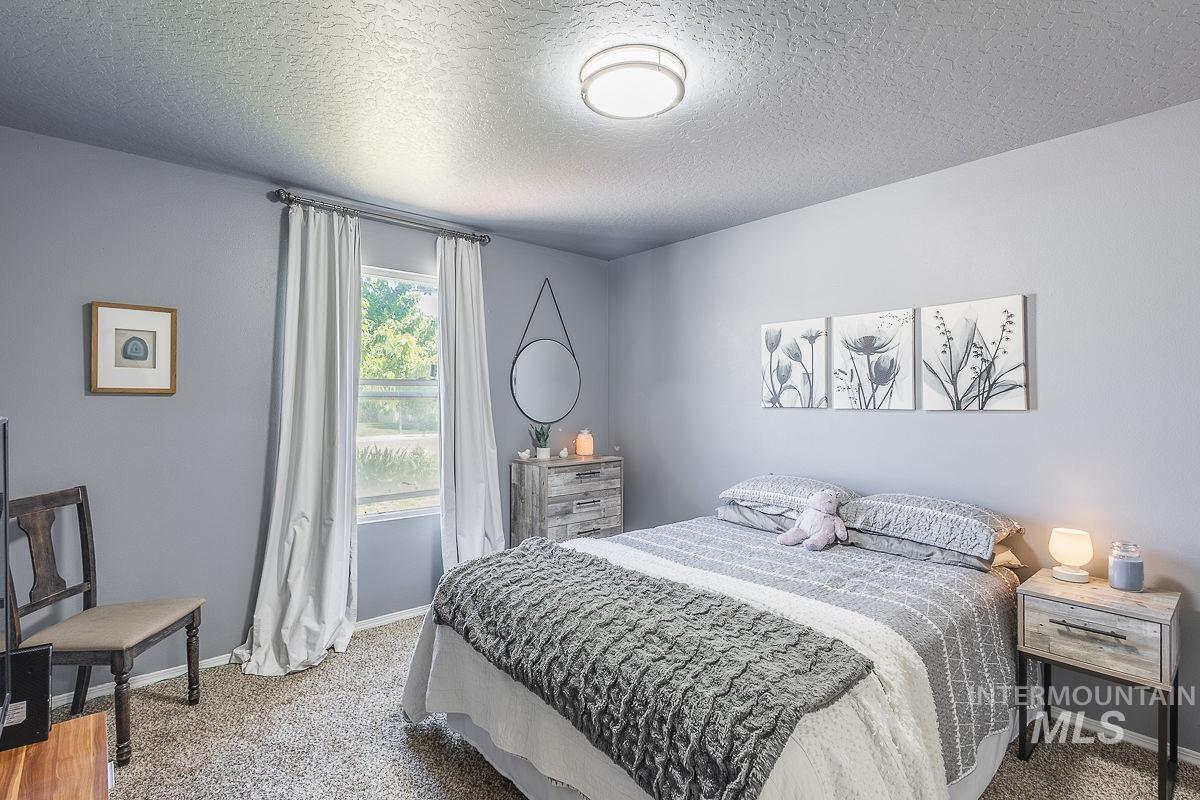 3200 Arcadian Dr