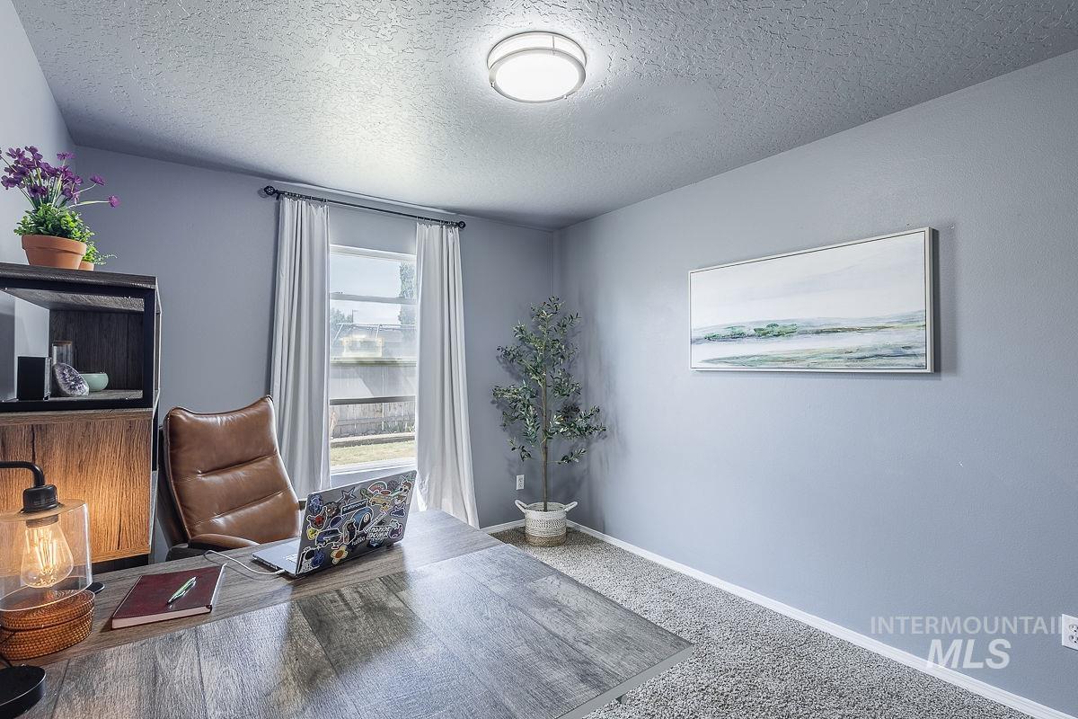 3200 Arcadian Dr