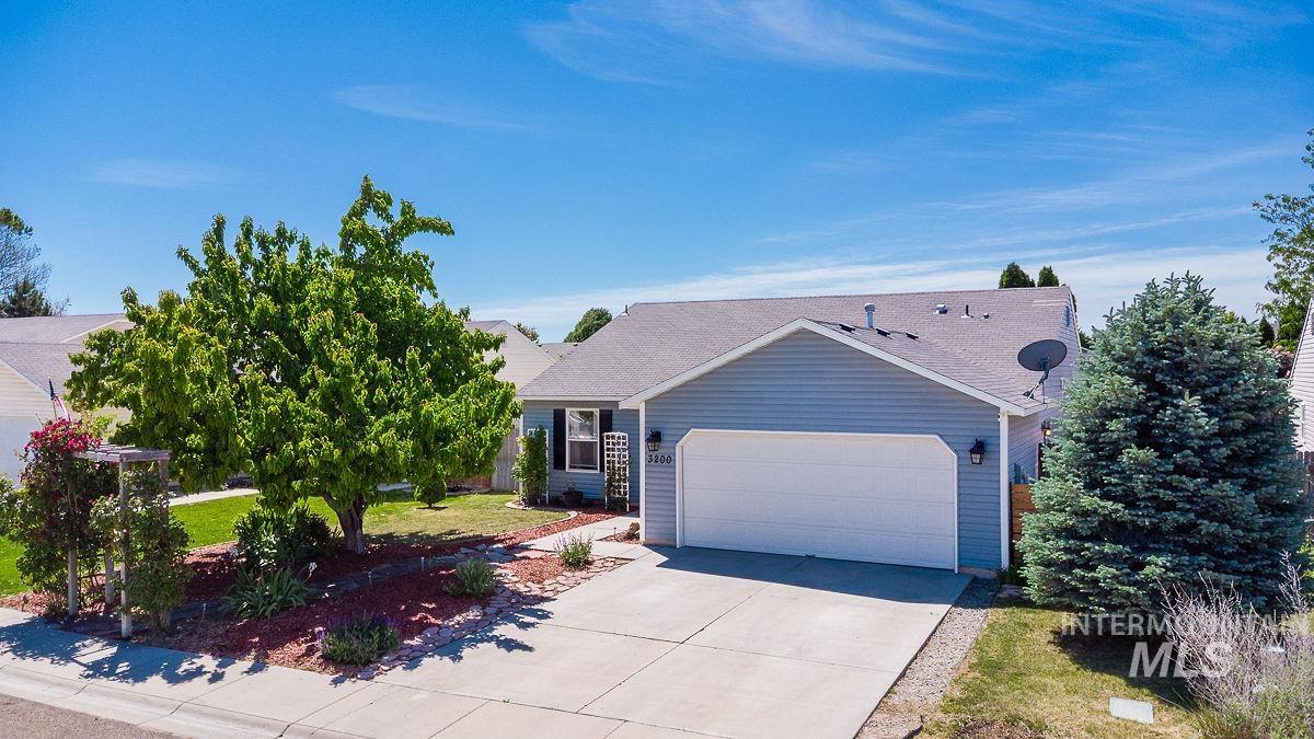 3200 Arcadian Dr