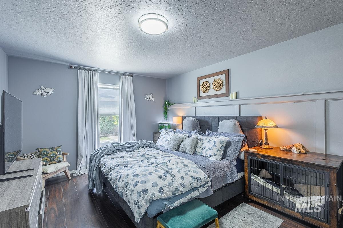 3200 Arcadian Dr
