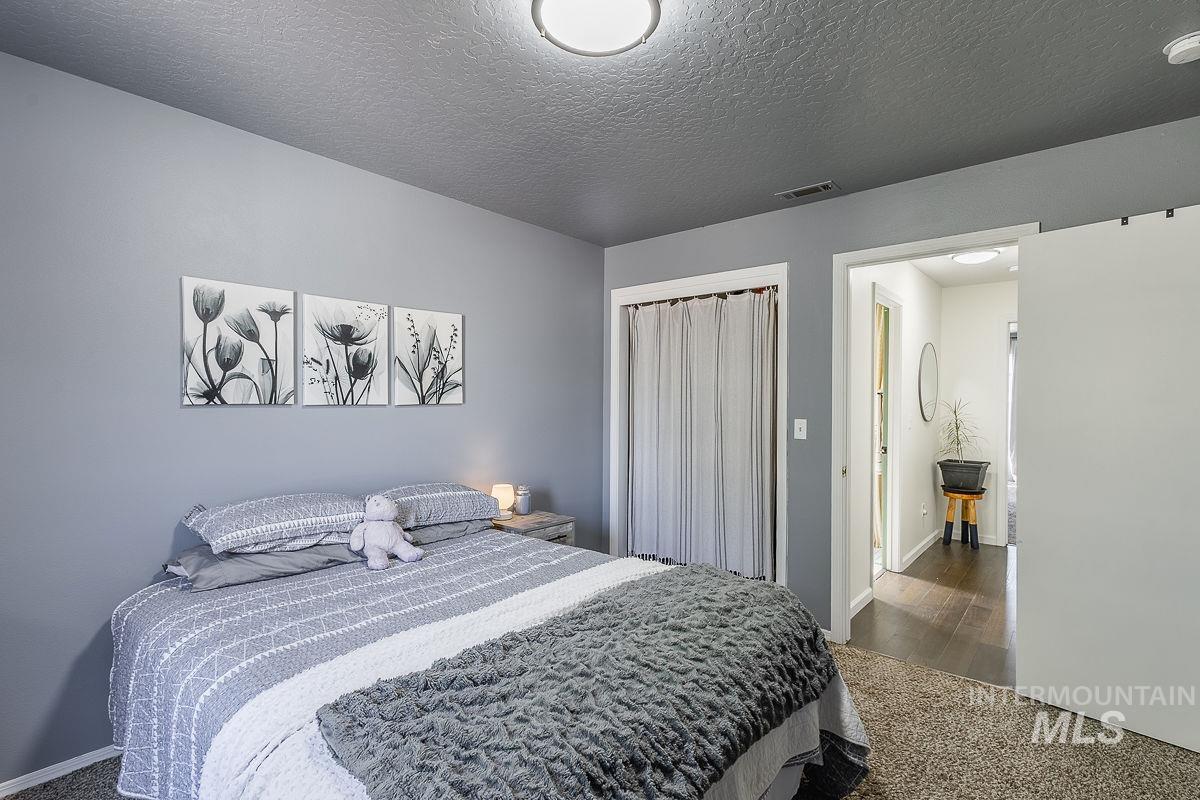 3200 Arcadian Dr