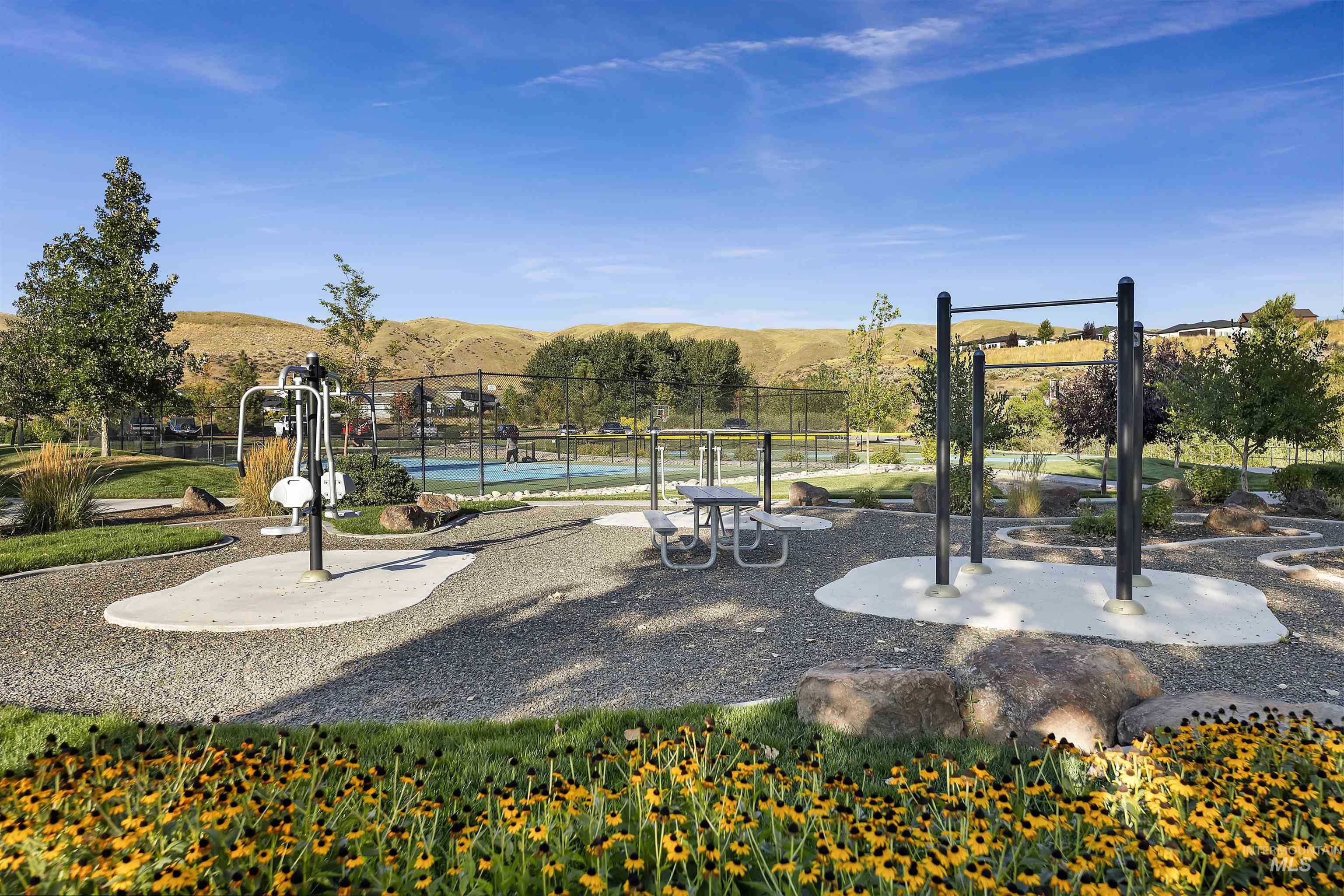 5538 W White Hills Dr