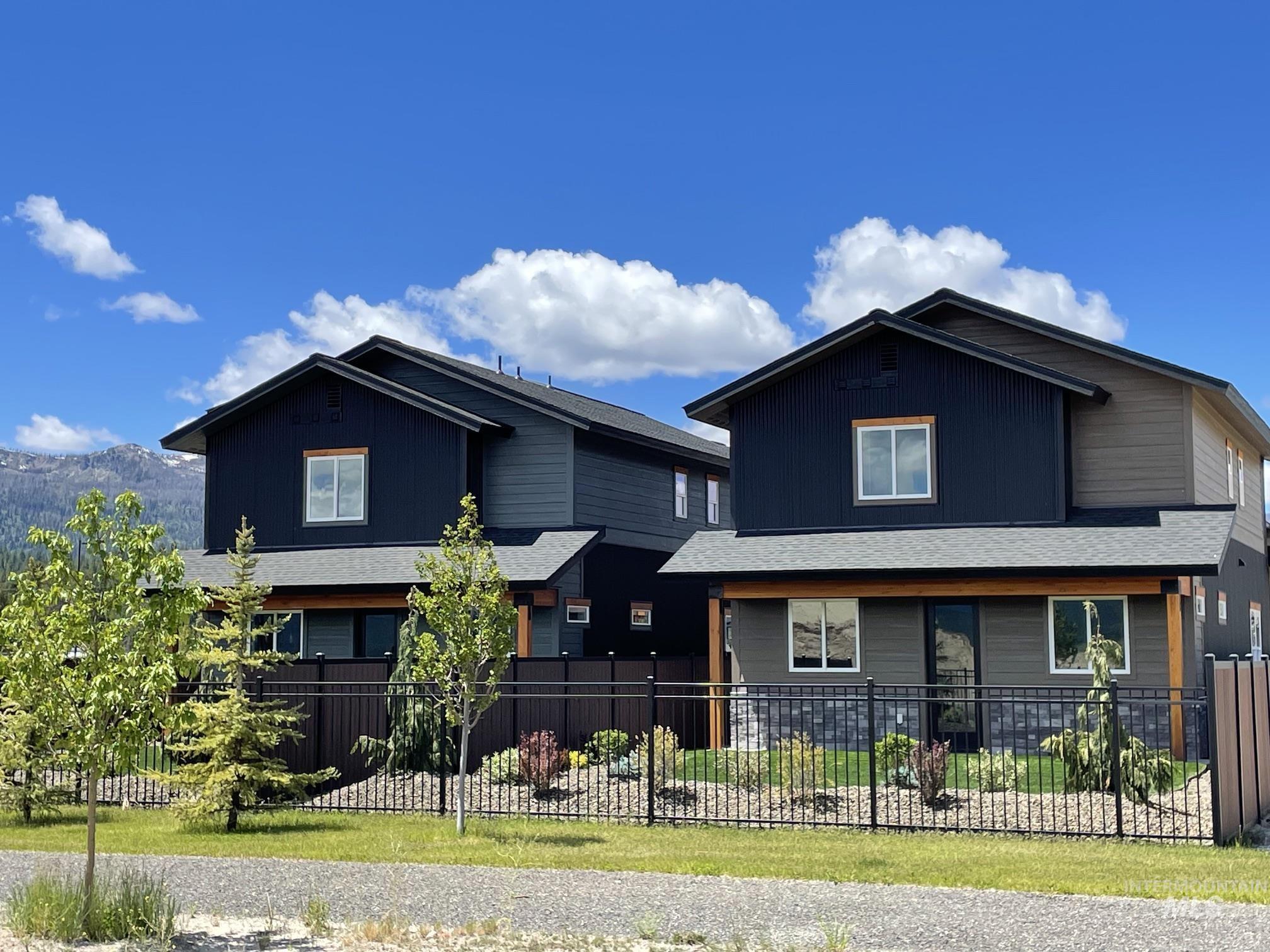 10 North Creek