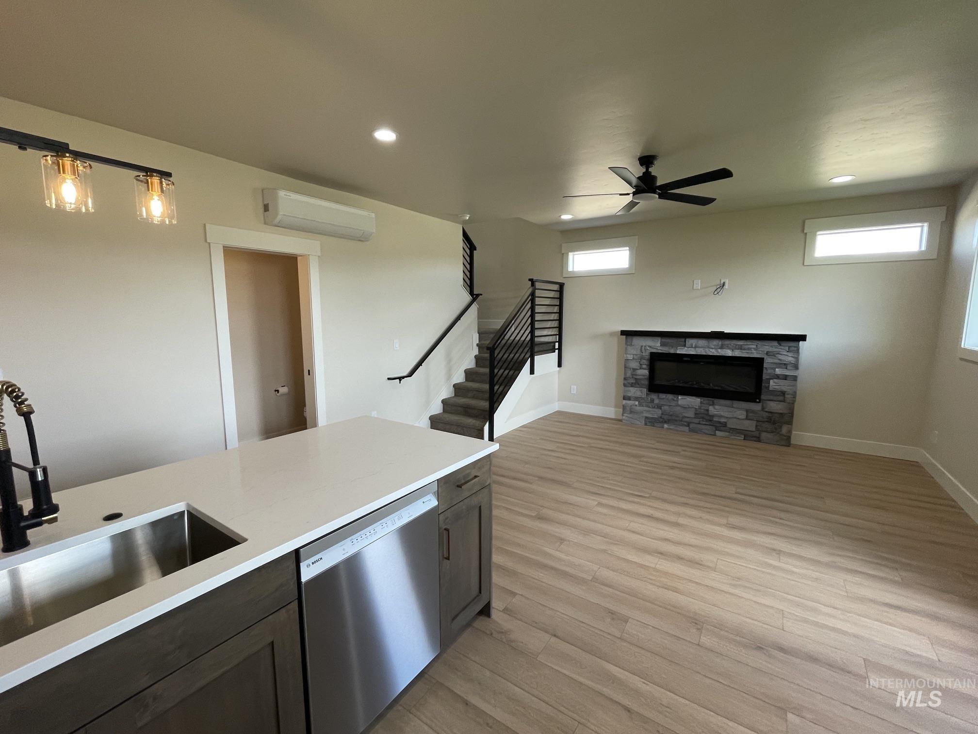 12 North Creek
