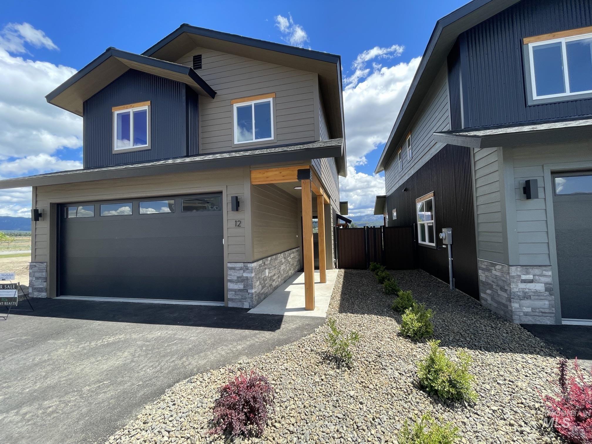 12 North Creek