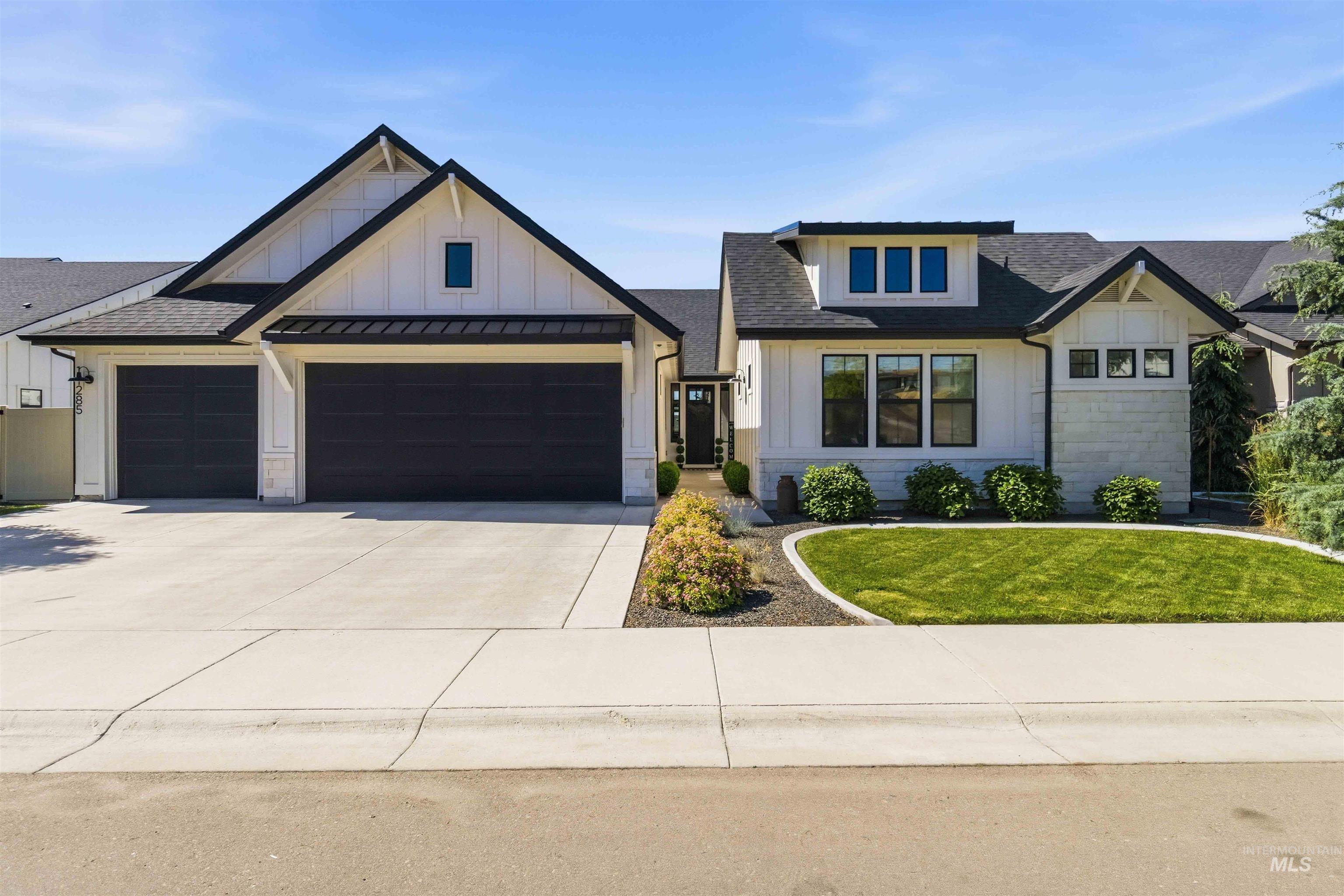 11285 W Threadgrass St