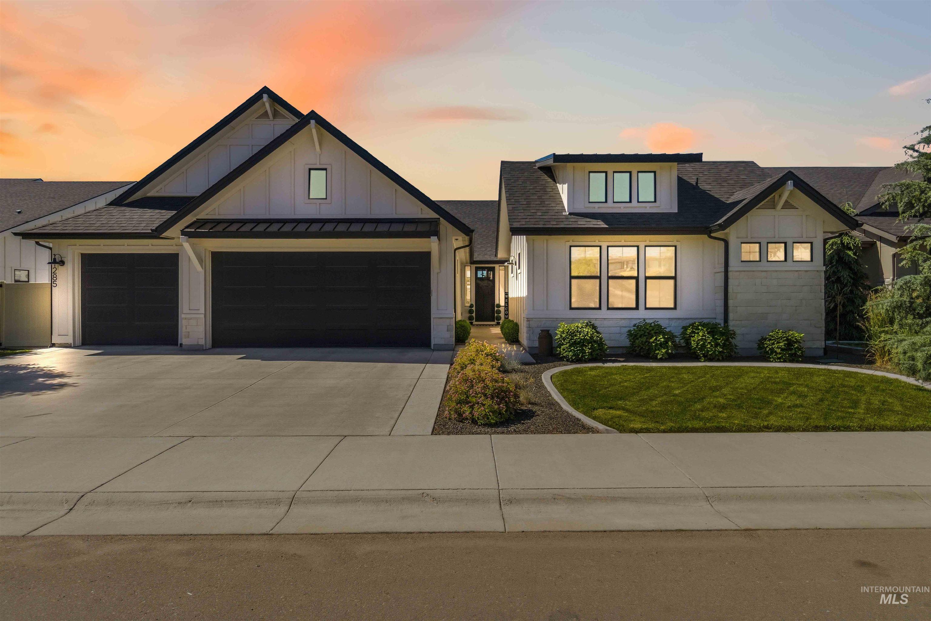 11285 W Threadgrass St