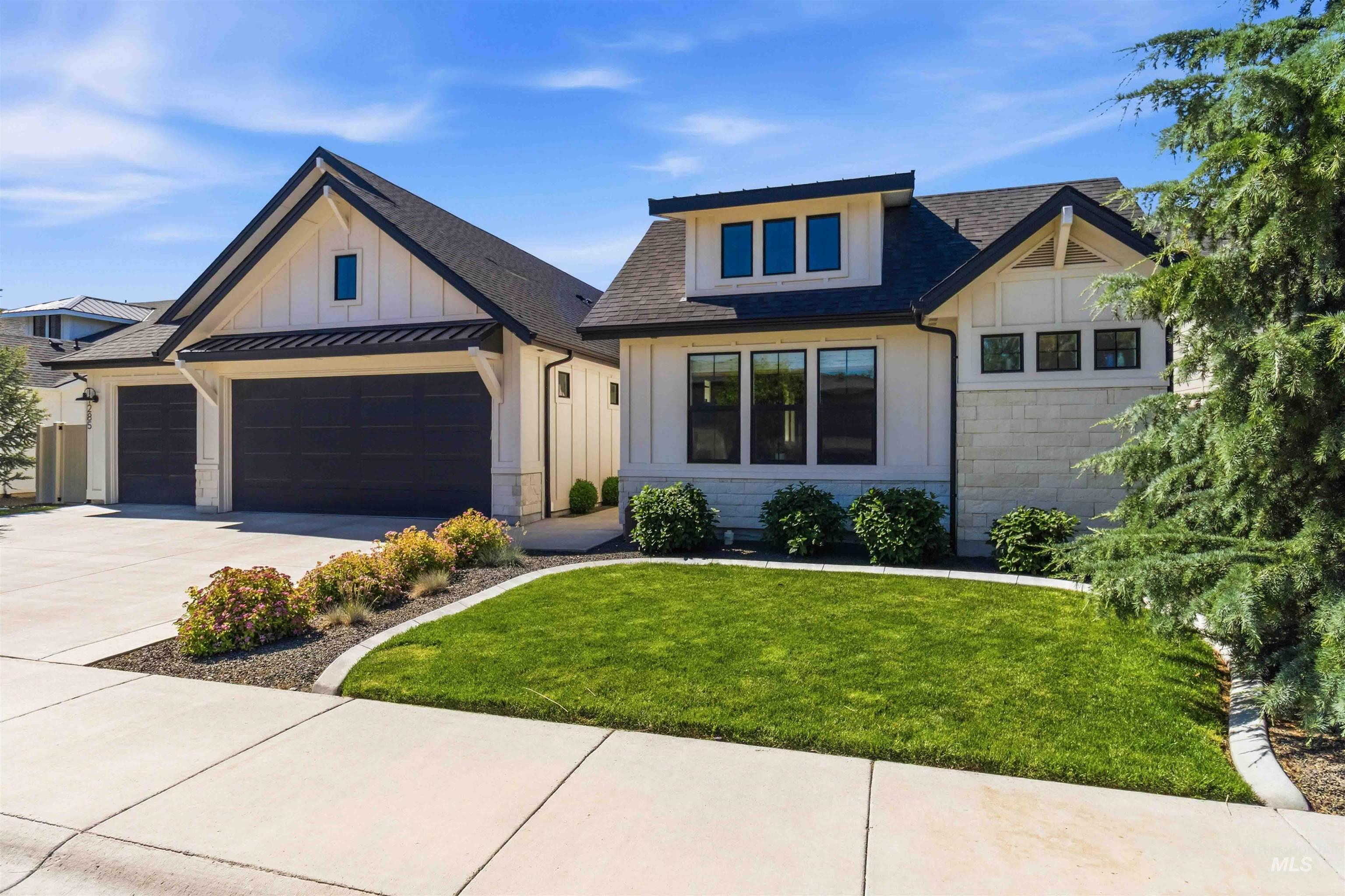 11285 W Threadgrass St