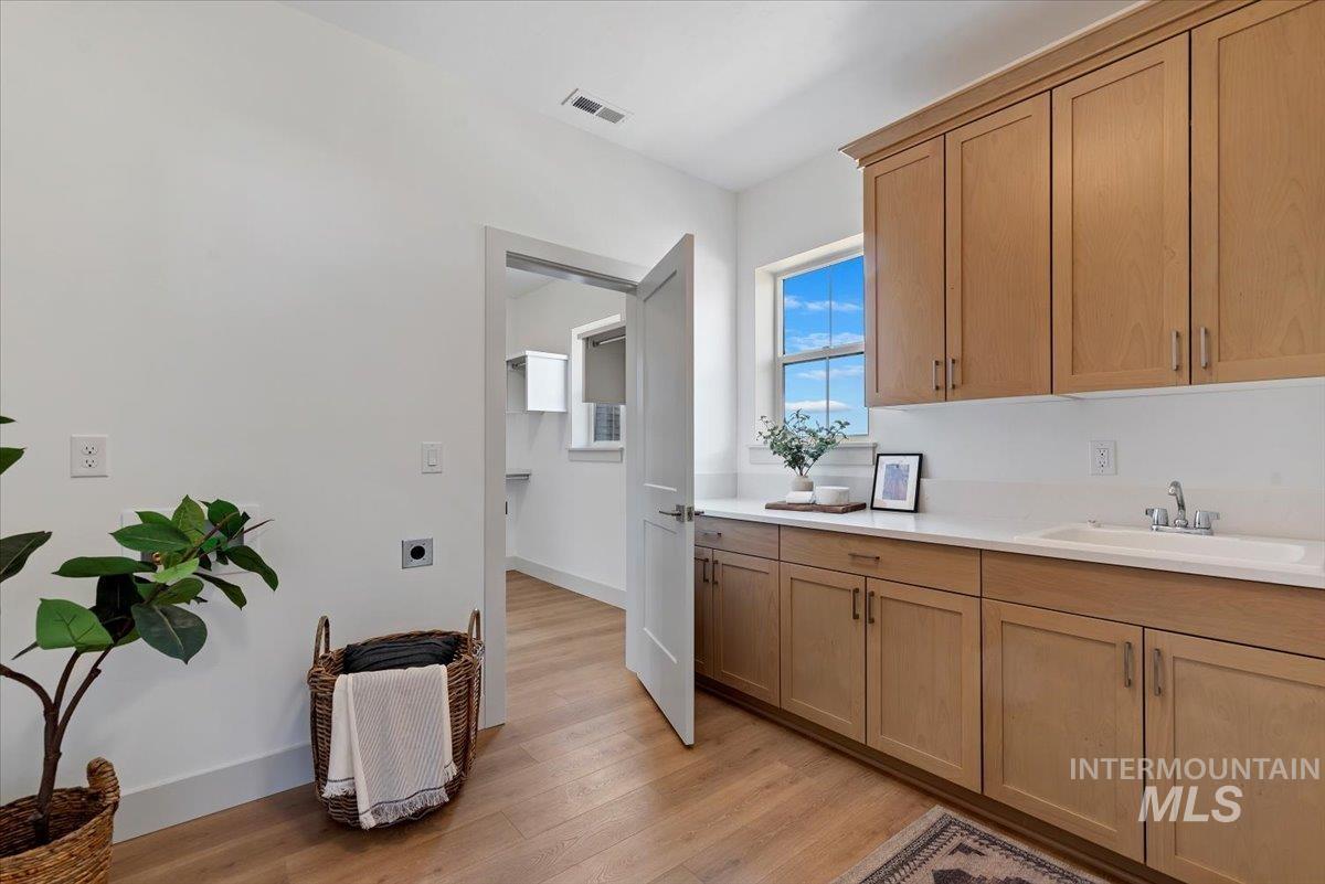 6920 N Spencer Way Unit: Bridger