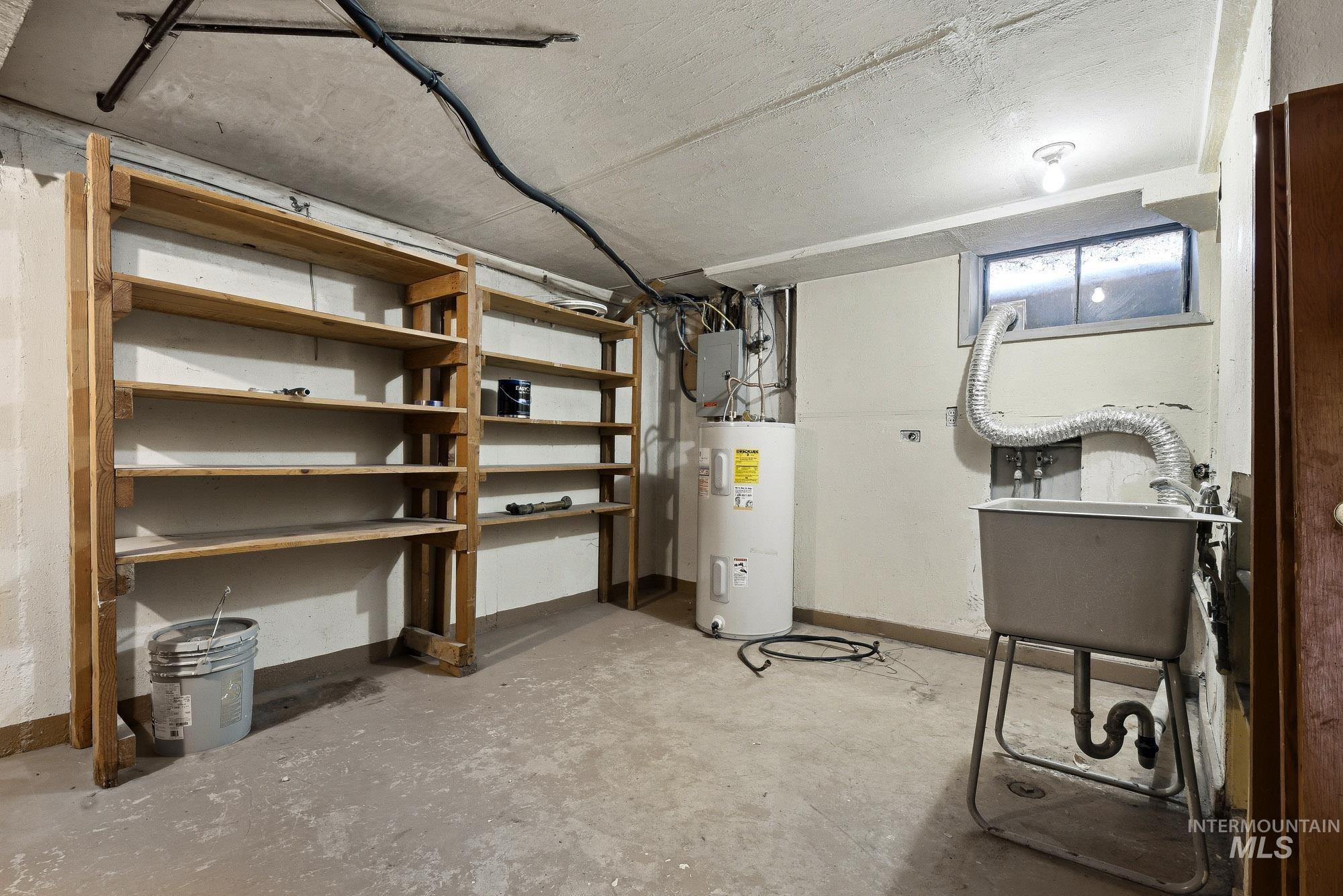 845 N 7th East