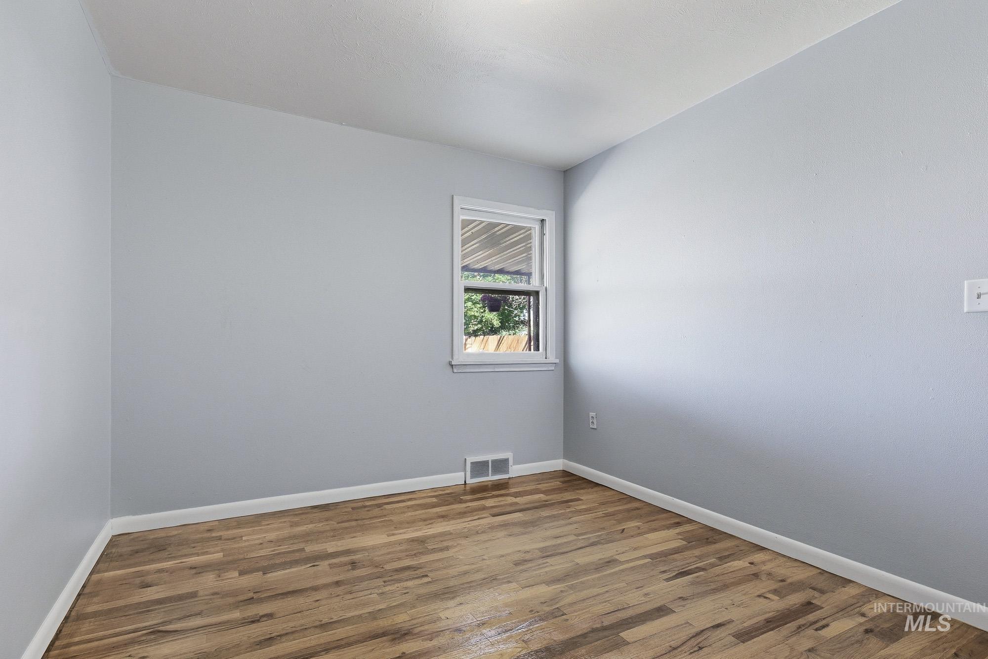 845 N 7th East