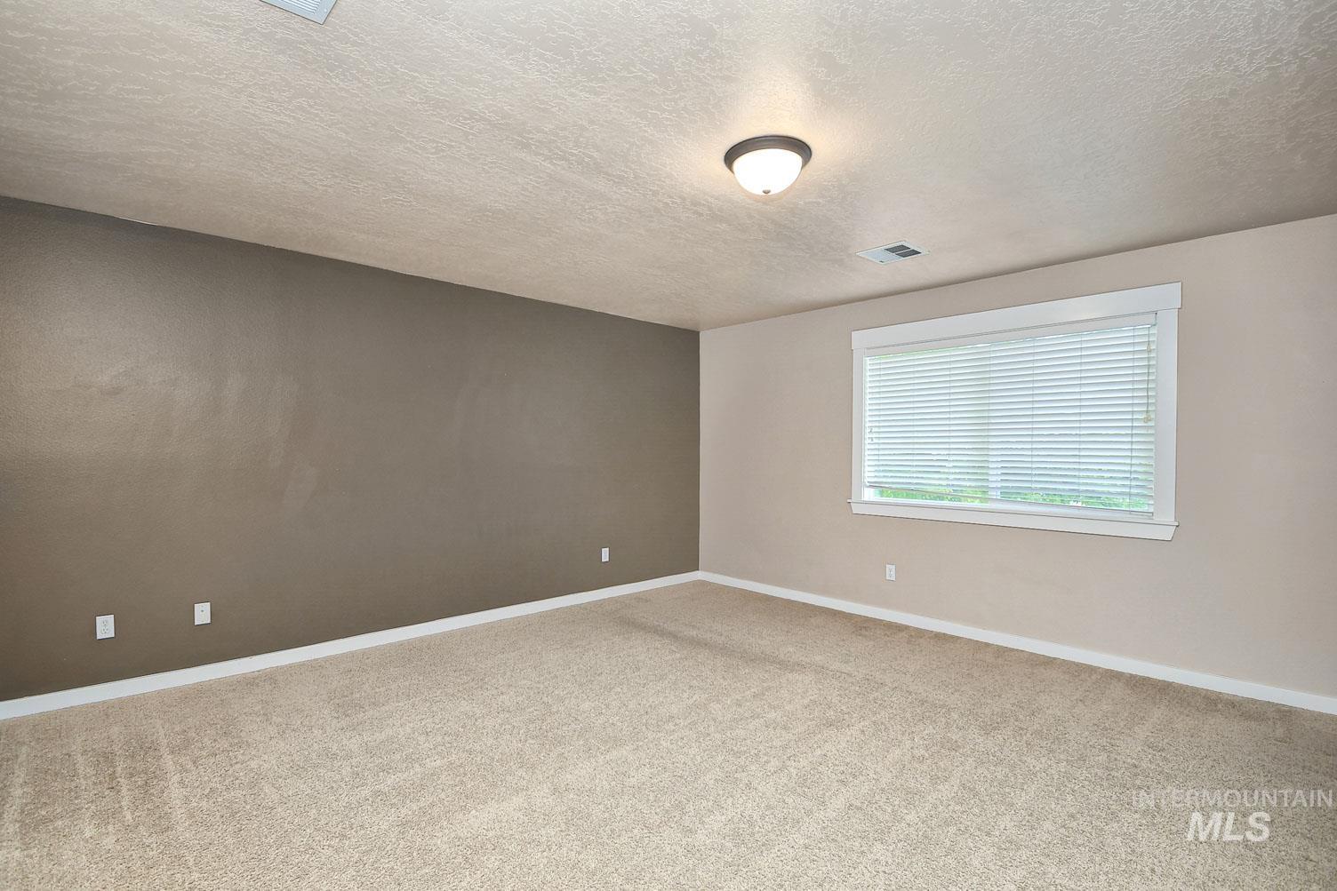 2523 Summercrest