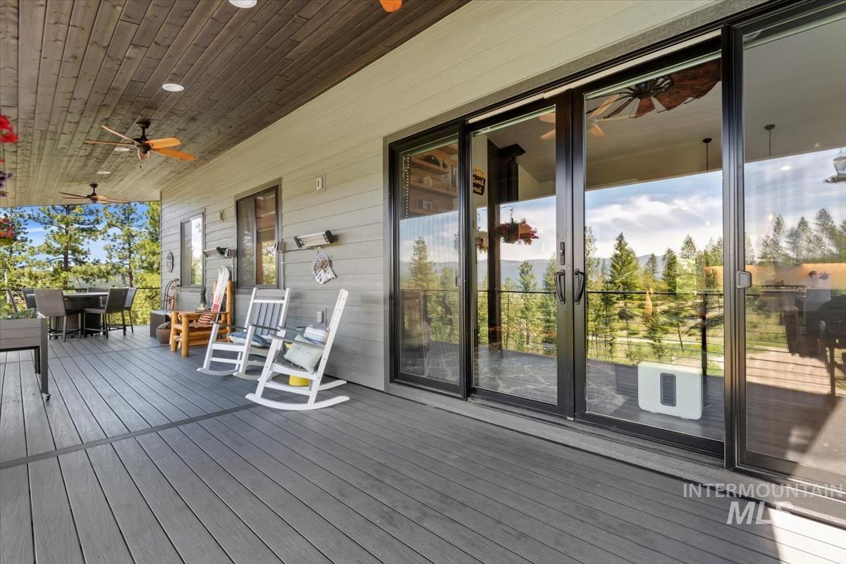 35 San Ignacio Way