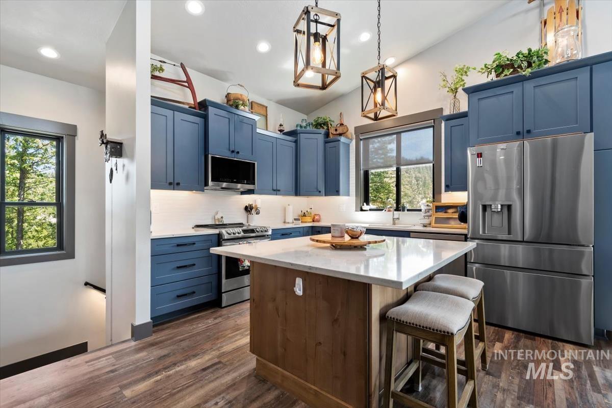 35 San Ignacio Way