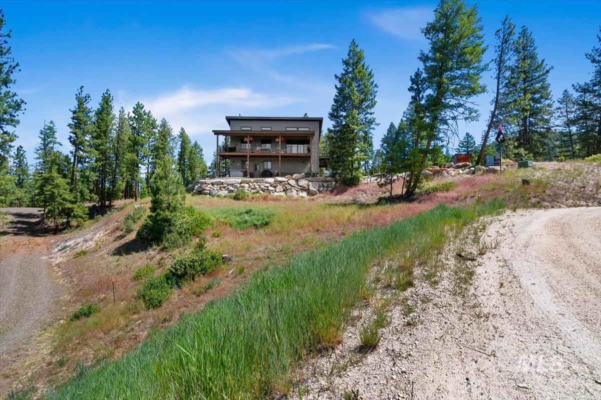 35 San Ignacio Way