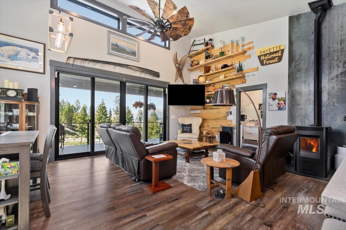 35 San Ignacio Way