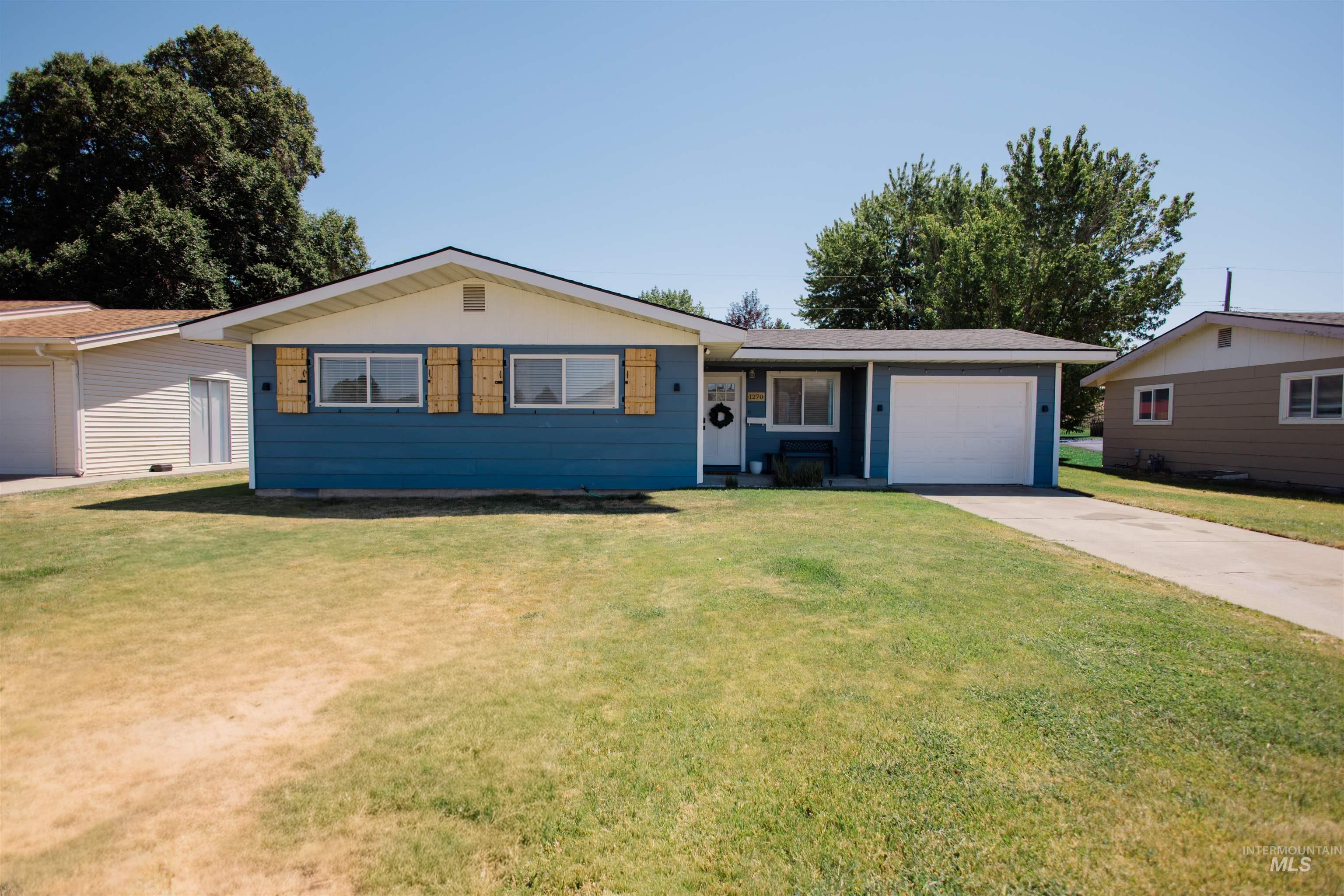 1270 N 3rd E