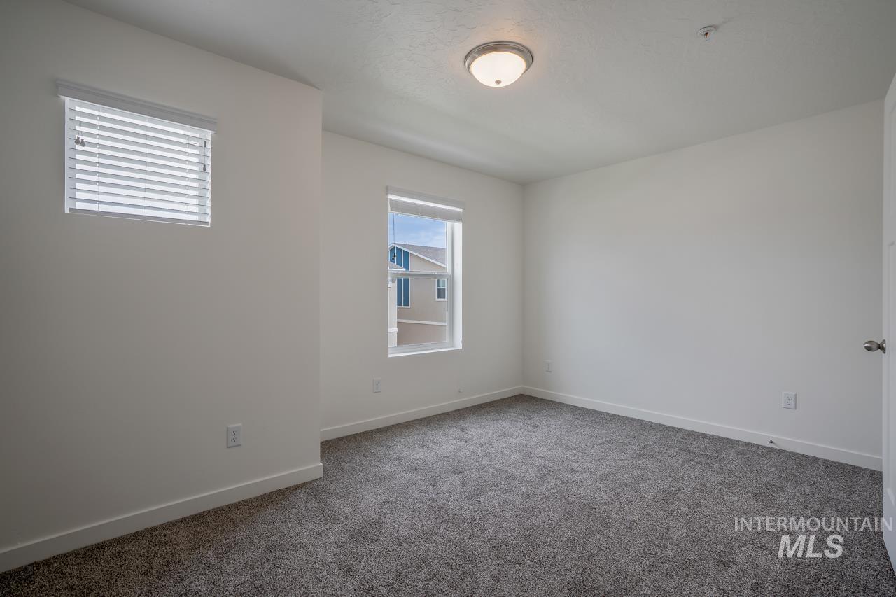 3710 N Centrepoint Way Bldg Q
