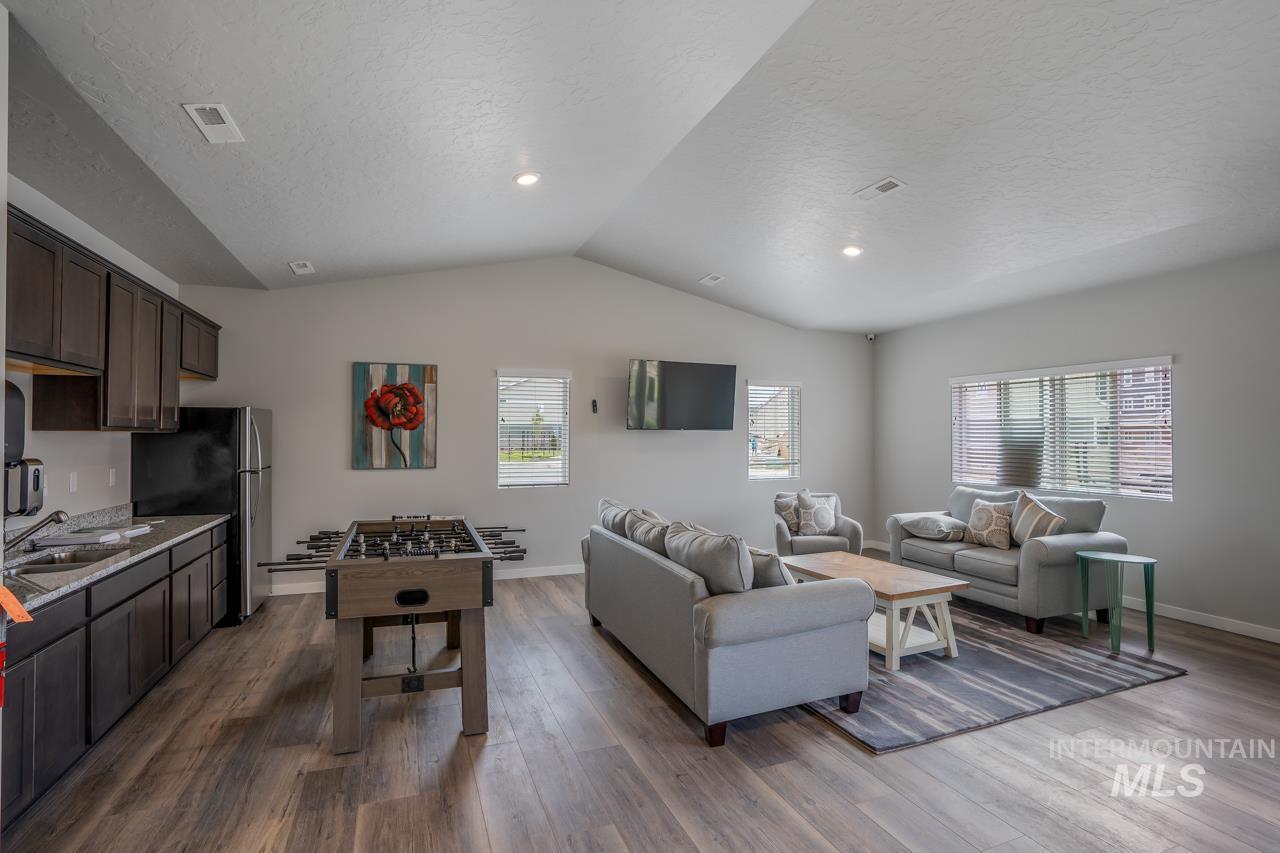3710 N Centrepoint Way Bldg Q