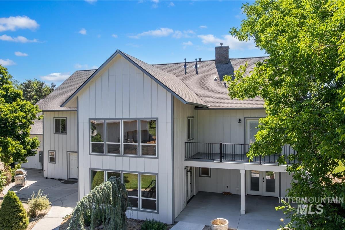 3040 N Duane Dr