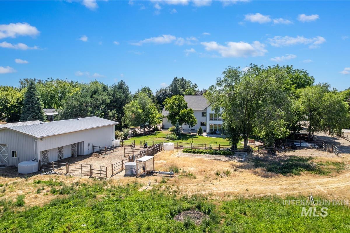 3040 N Duane Dr
