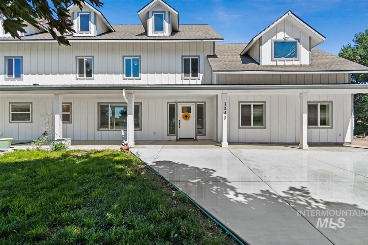 3040 N Duane Dr