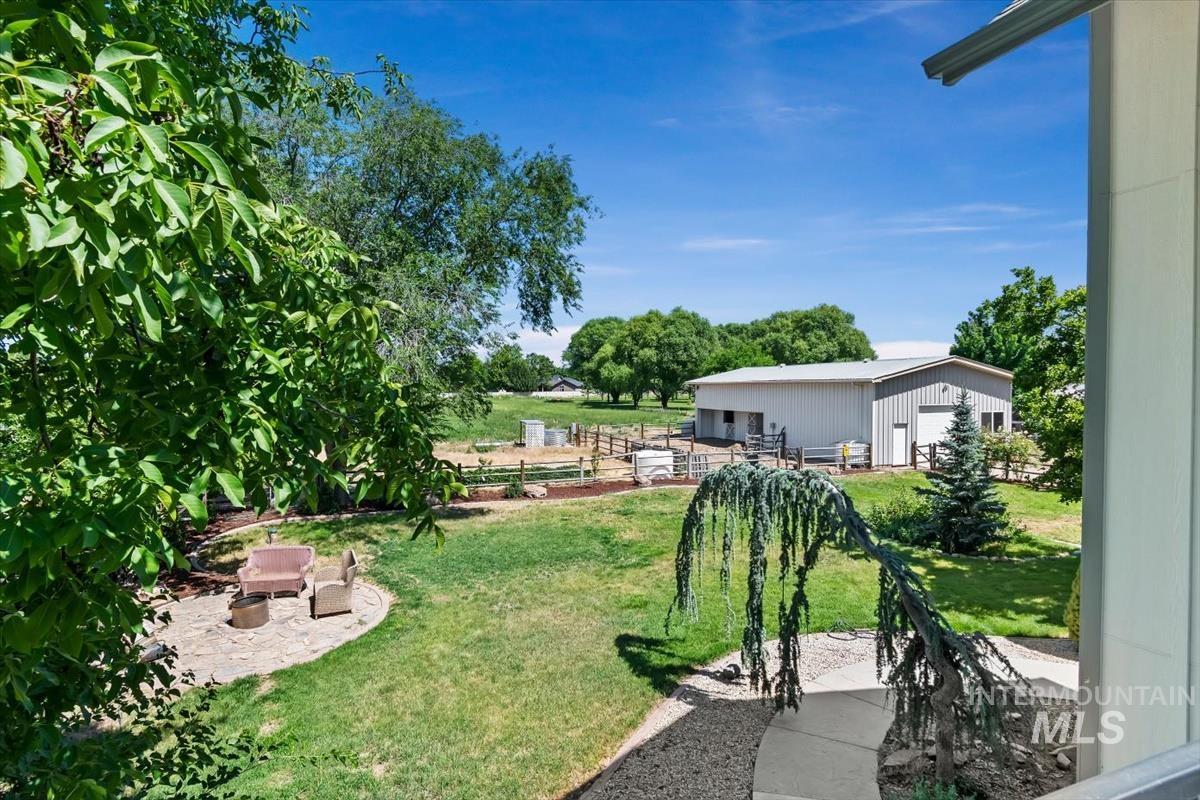 3040 N Duane Dr