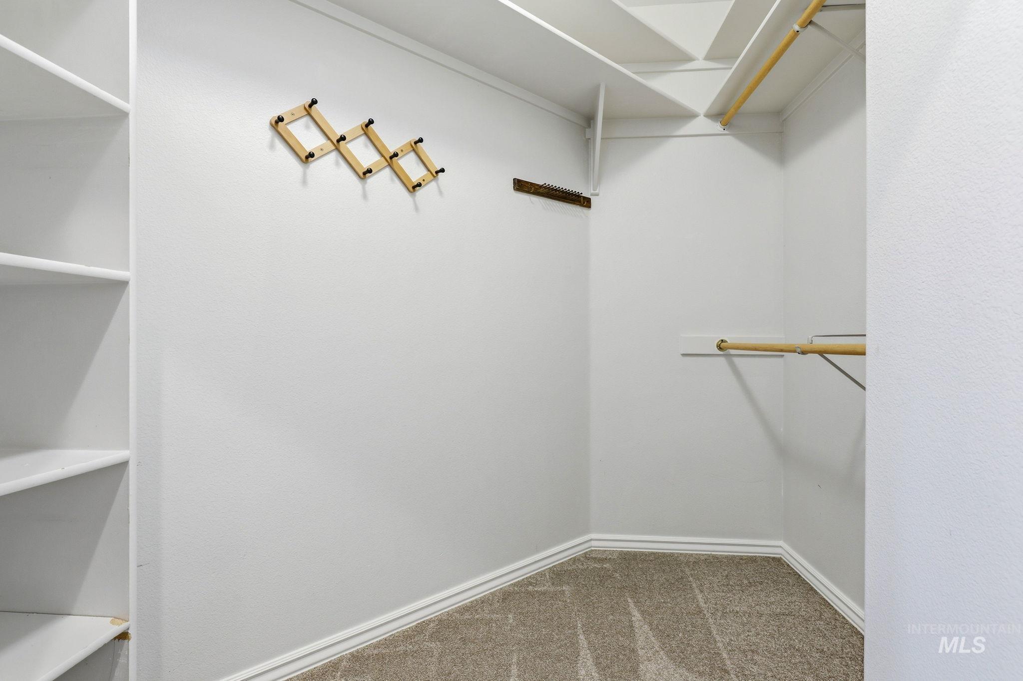 11601 W Campanula Dr