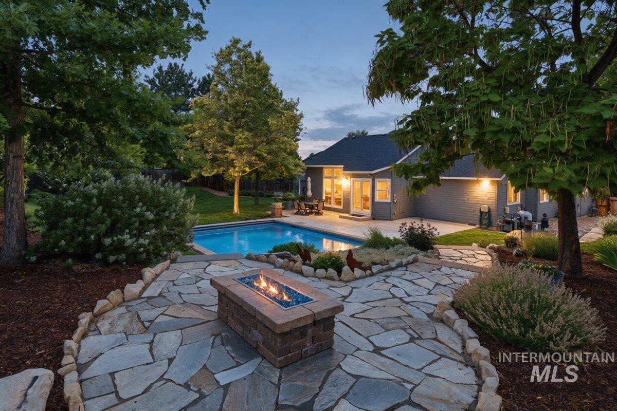 4031 E Aphrodite Dr.