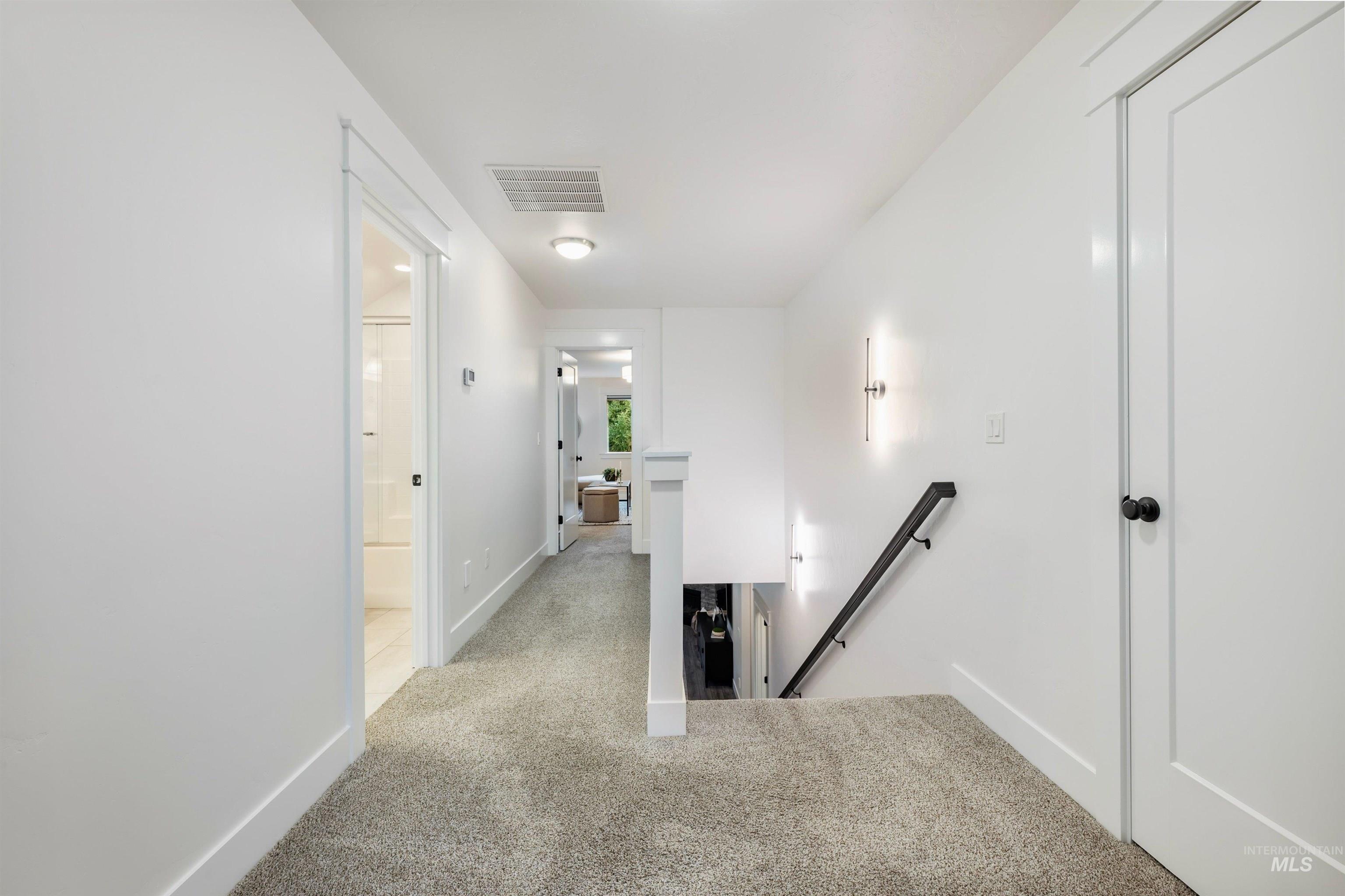 1789 N Tullshire