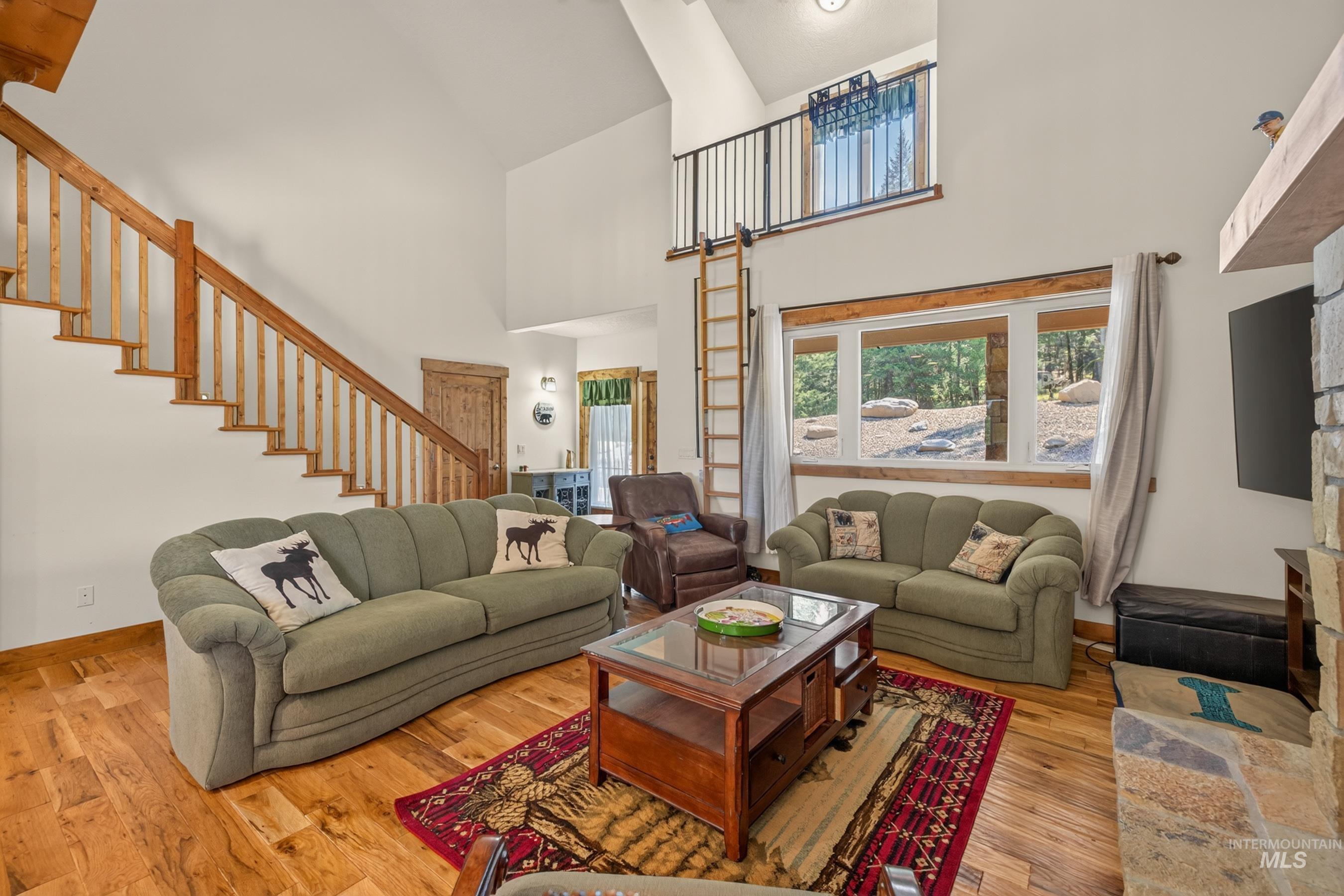 21 Starflower Dr