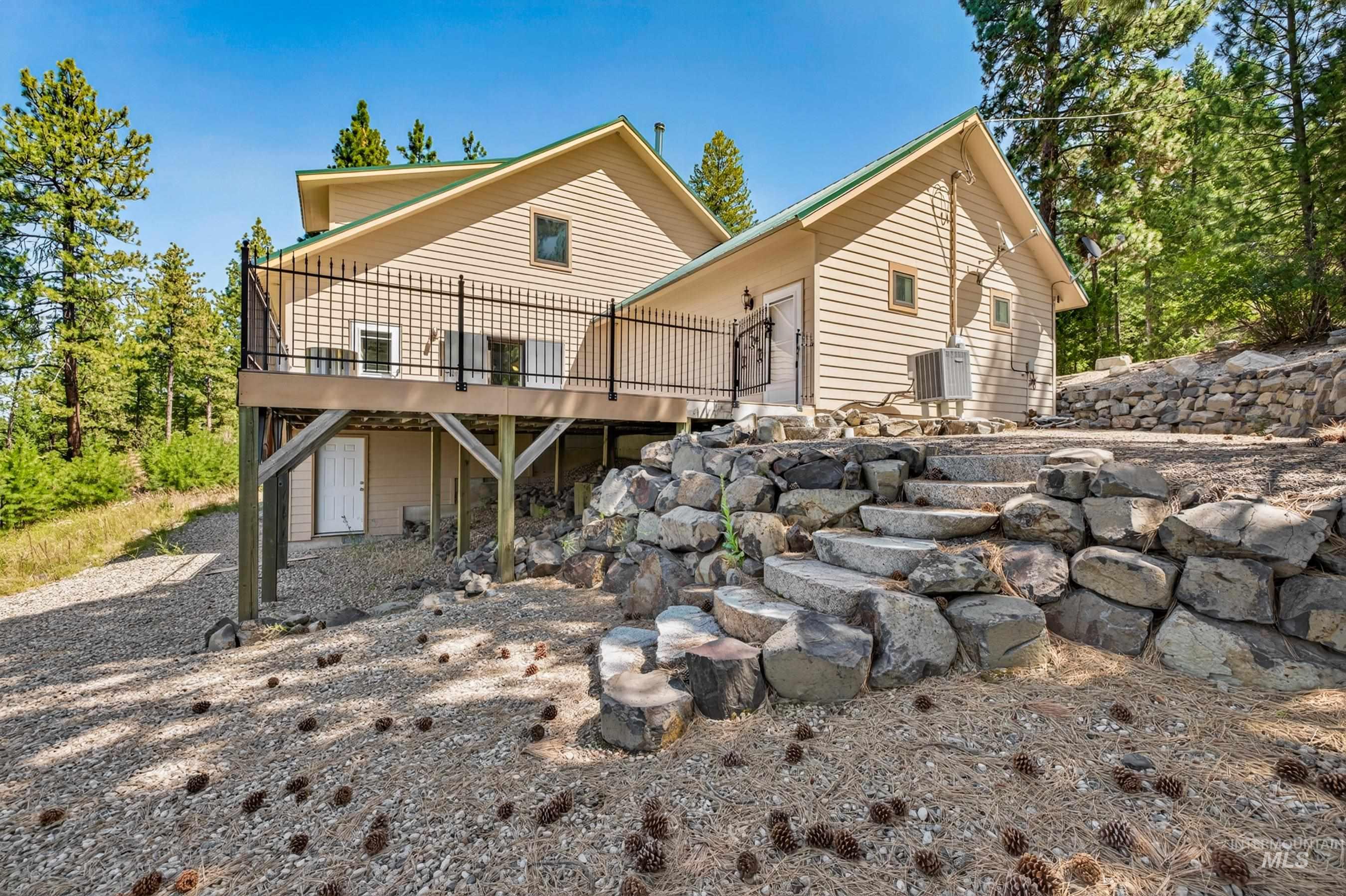 21 Starflower Dr