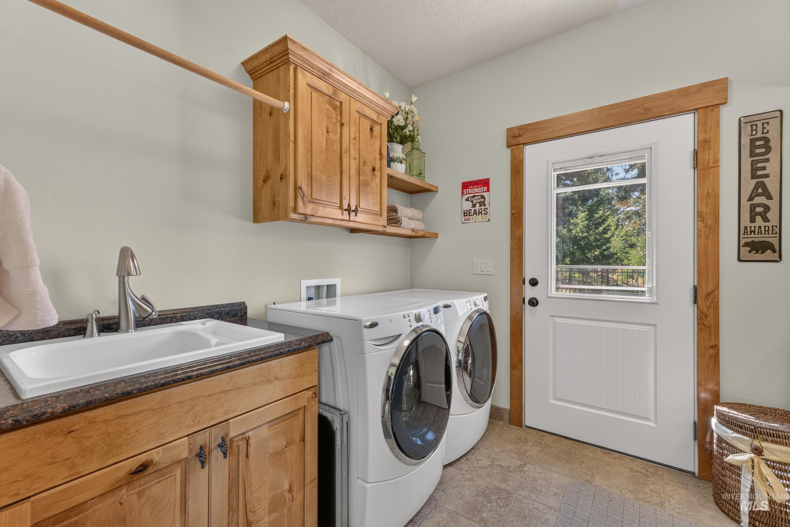 21 Starflower Dr