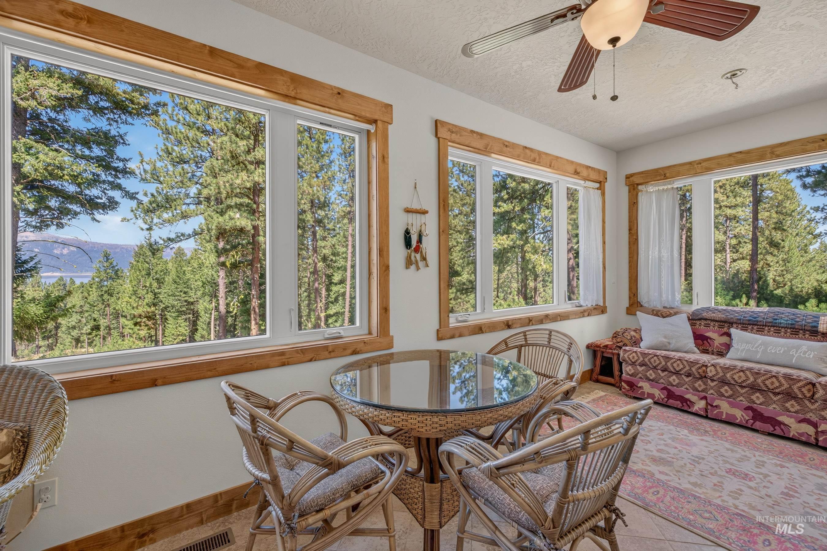21 Starflower Dr