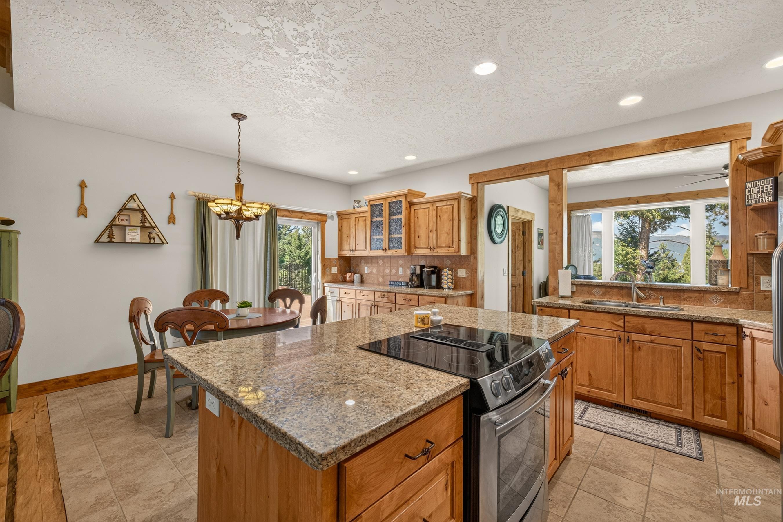 21 Starflower Dr