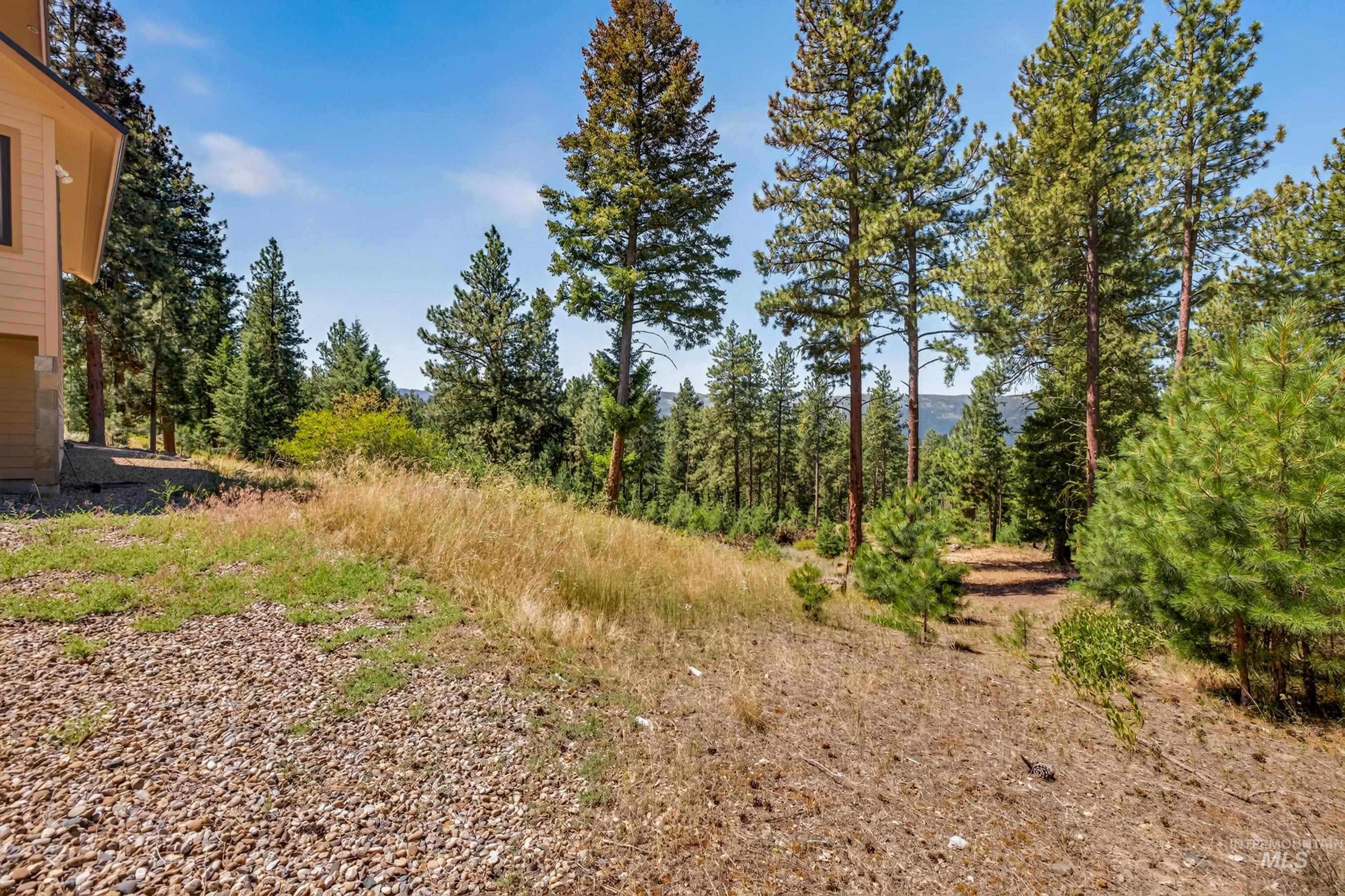 21 Starflower Dr