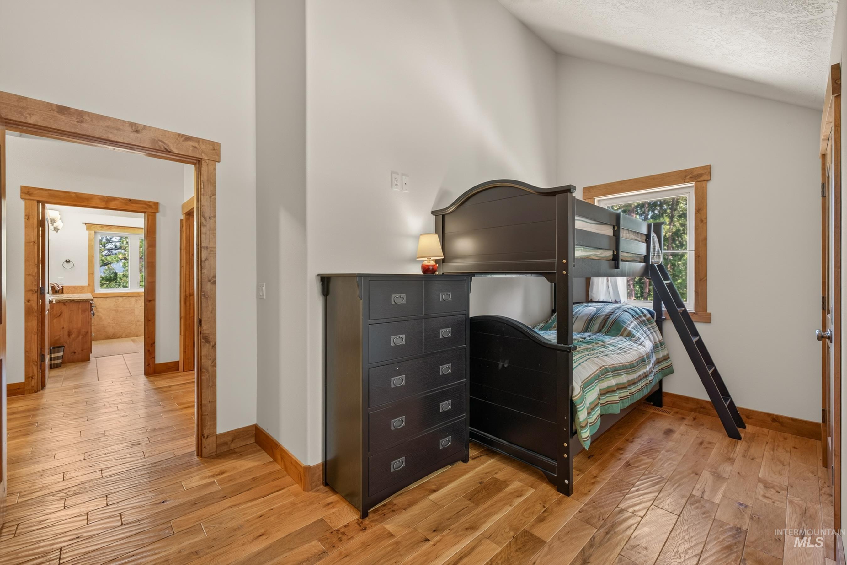 21 Starflower Dr