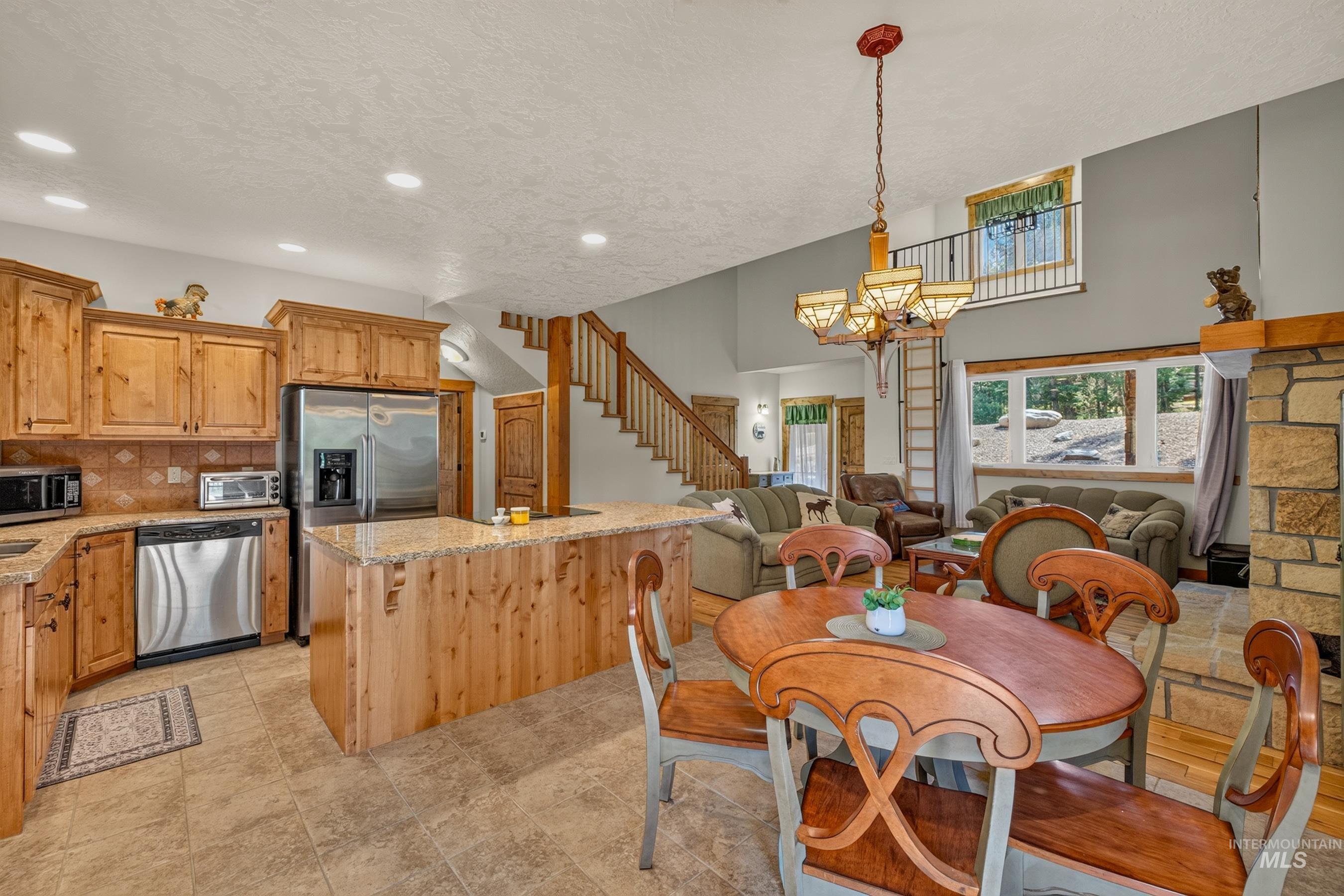 21 Starflower Dr