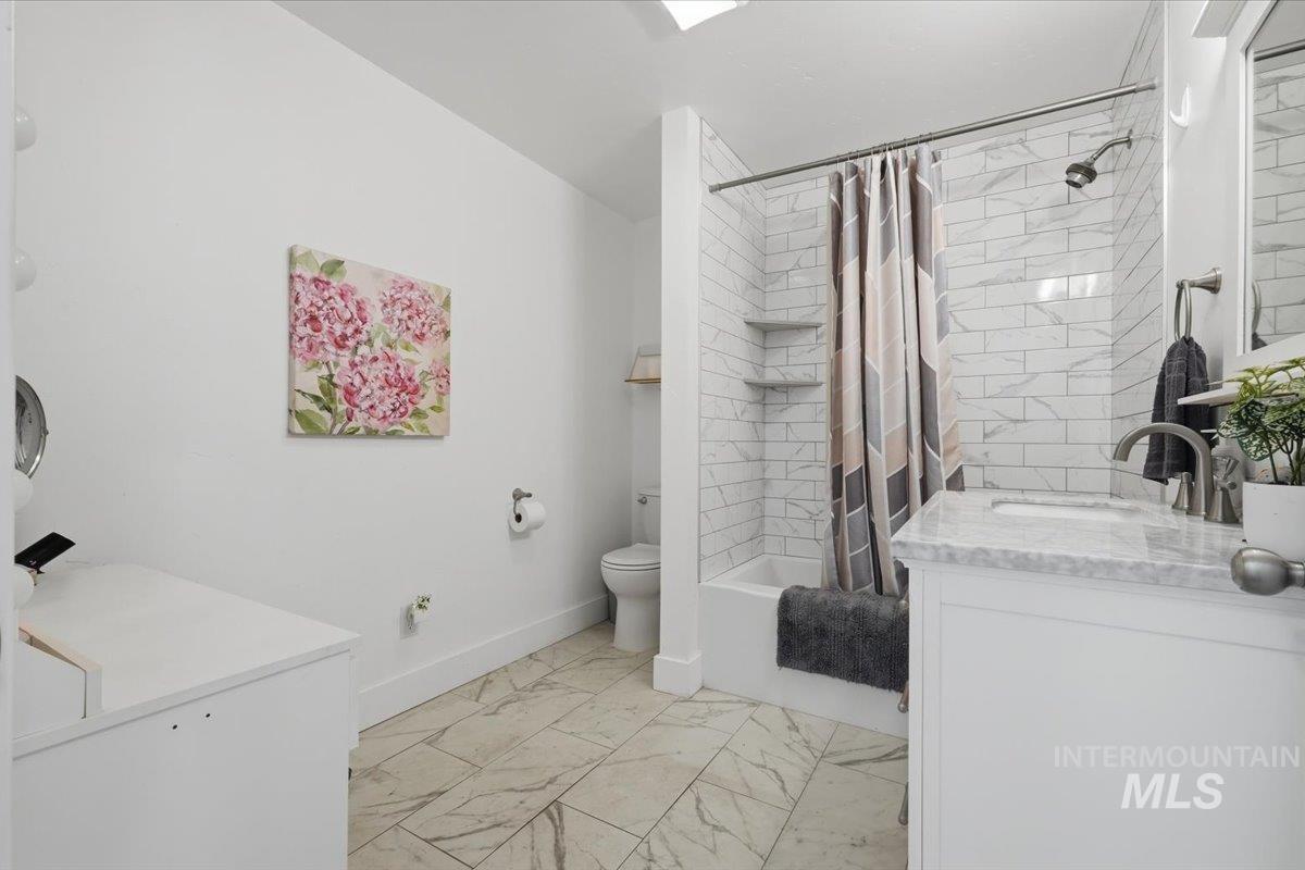 2038 Blue Spruce Ln Unit: 179