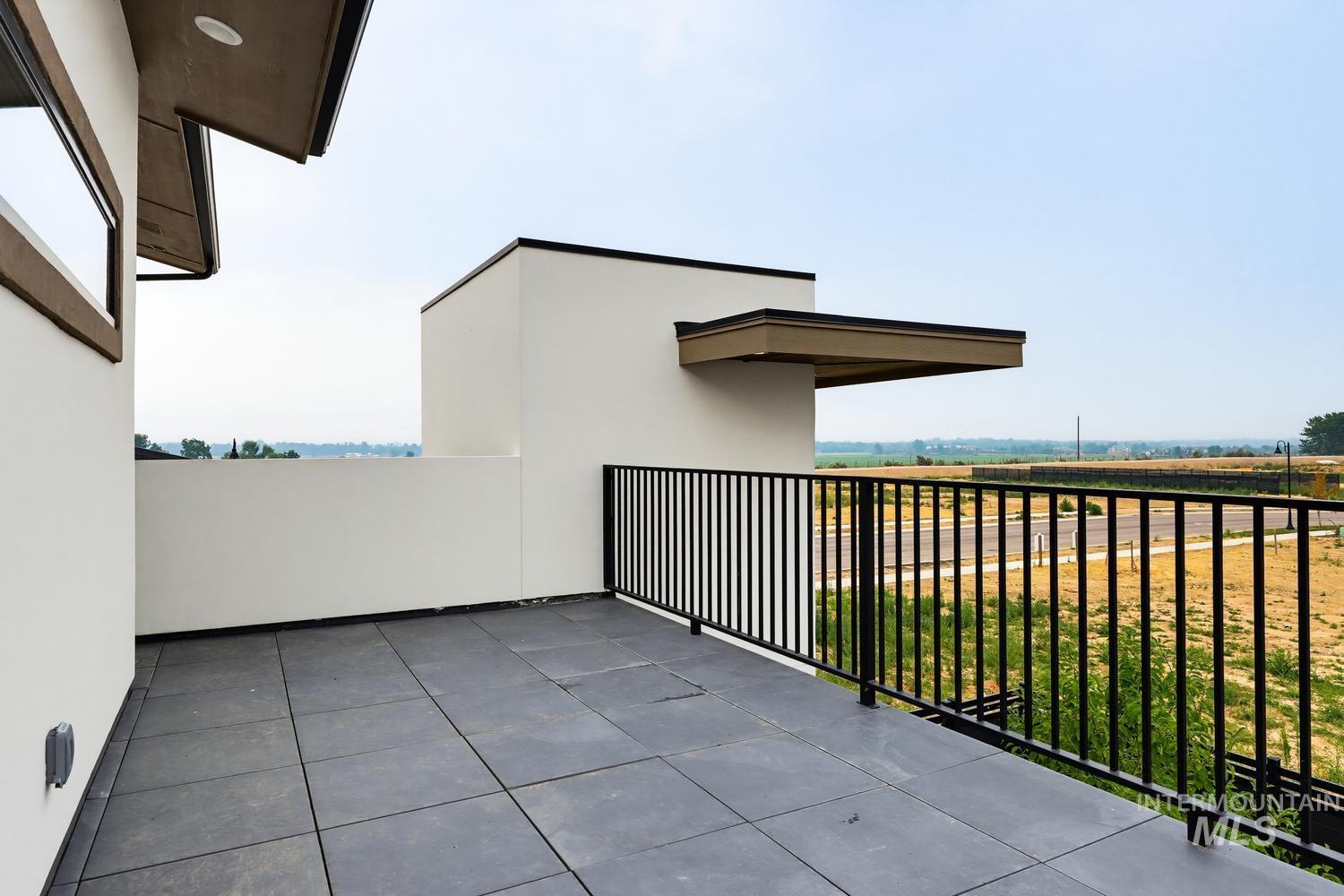 7633 W Lookout View Street