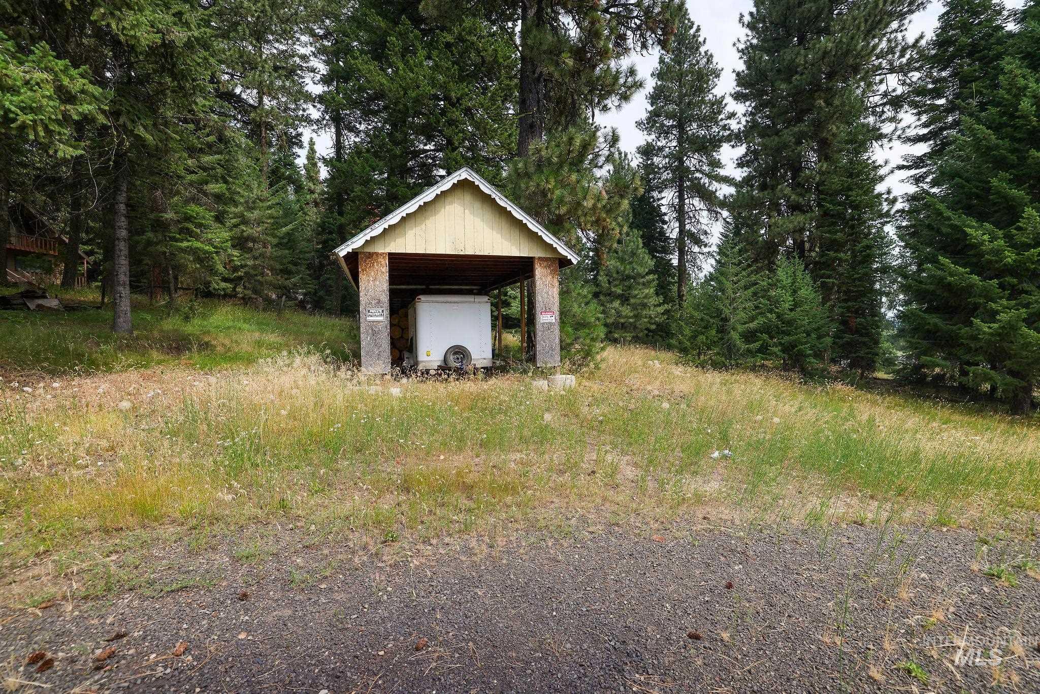 2165 West Mountain Rd
